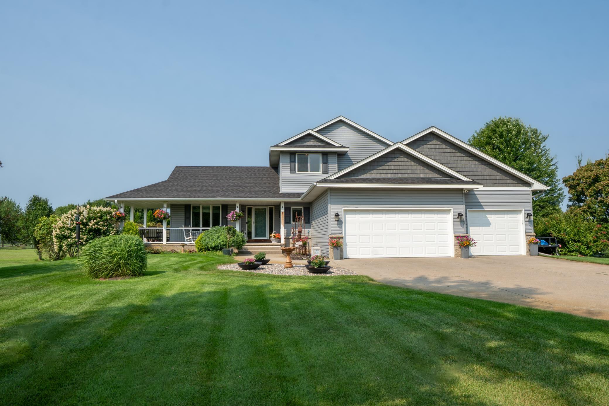 2nd image of 13927 89th St Ne, Elk River, MN 55330 | MLS# 7125795