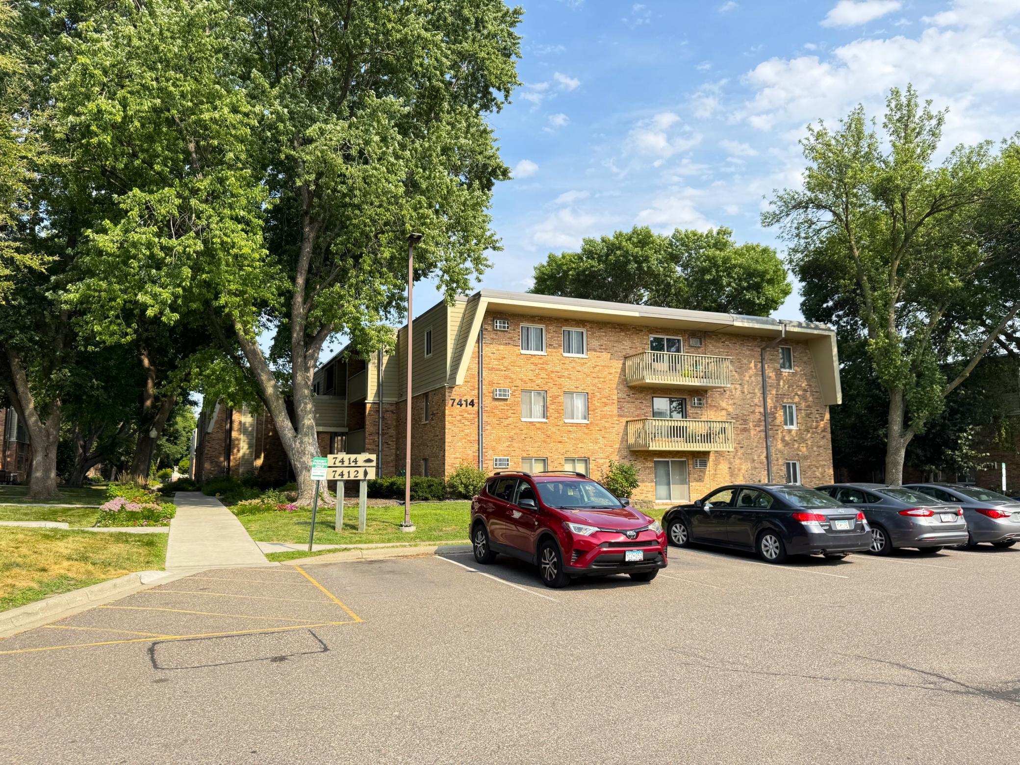 3rd image of 7414 W 22Nd St #306, Minneapolis, MN 55426 | MLS# 7125800