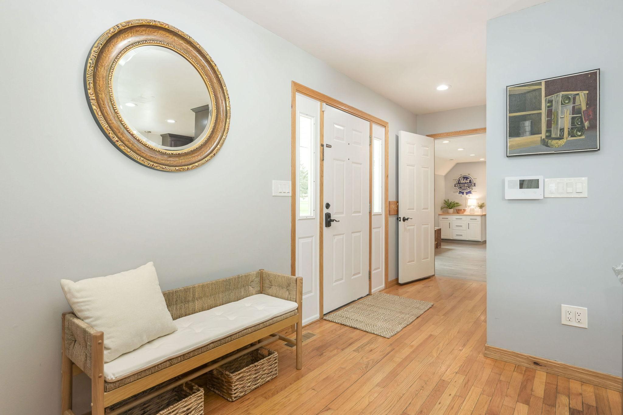 3rd image of 8275 College Trl, Inver Grove Heights, MN 55076 | MLS# 7125872