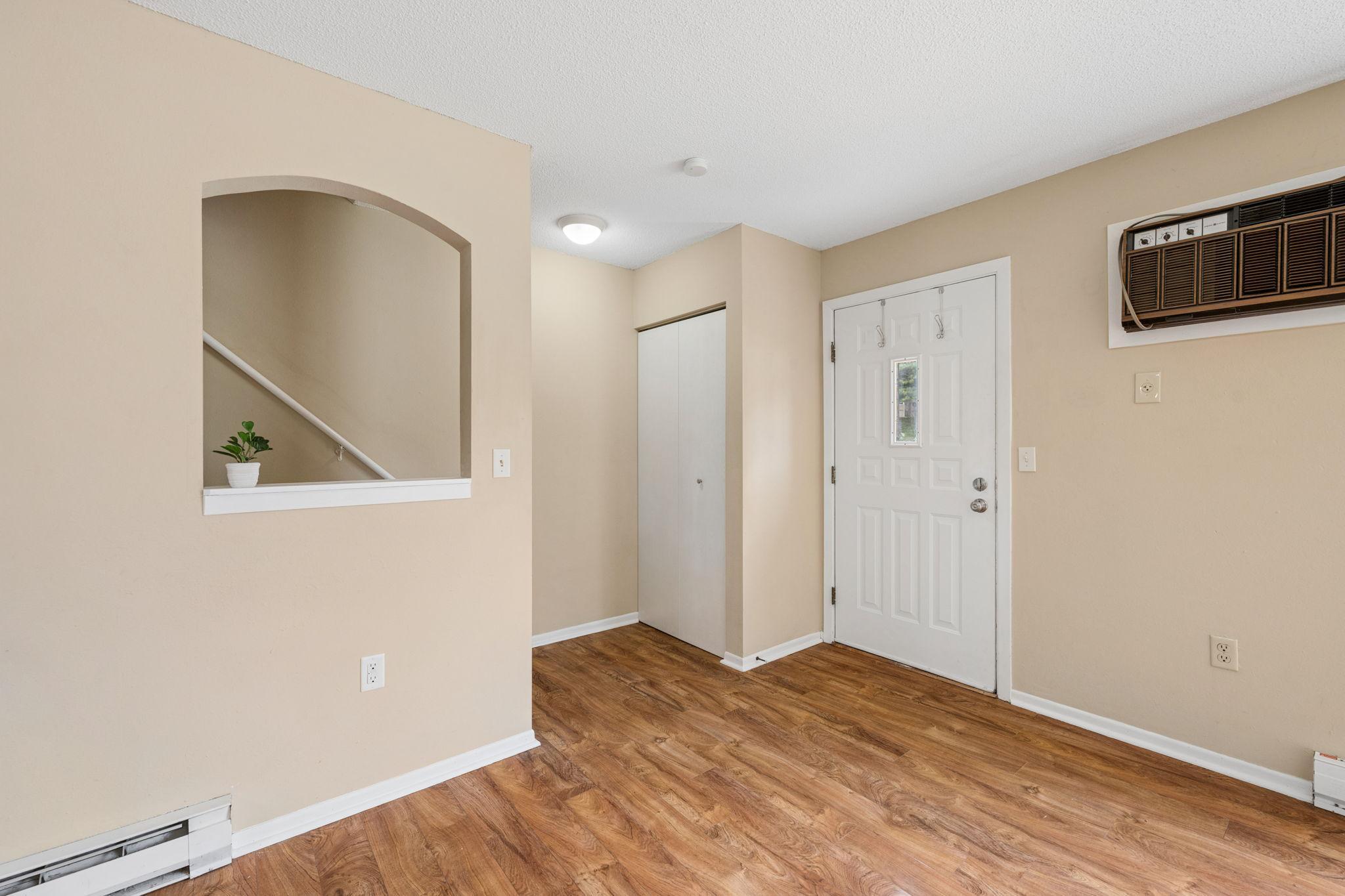 4th image of 750 W Village Rd #108, Chanhassen, MN 55317 | MLS# 7125893