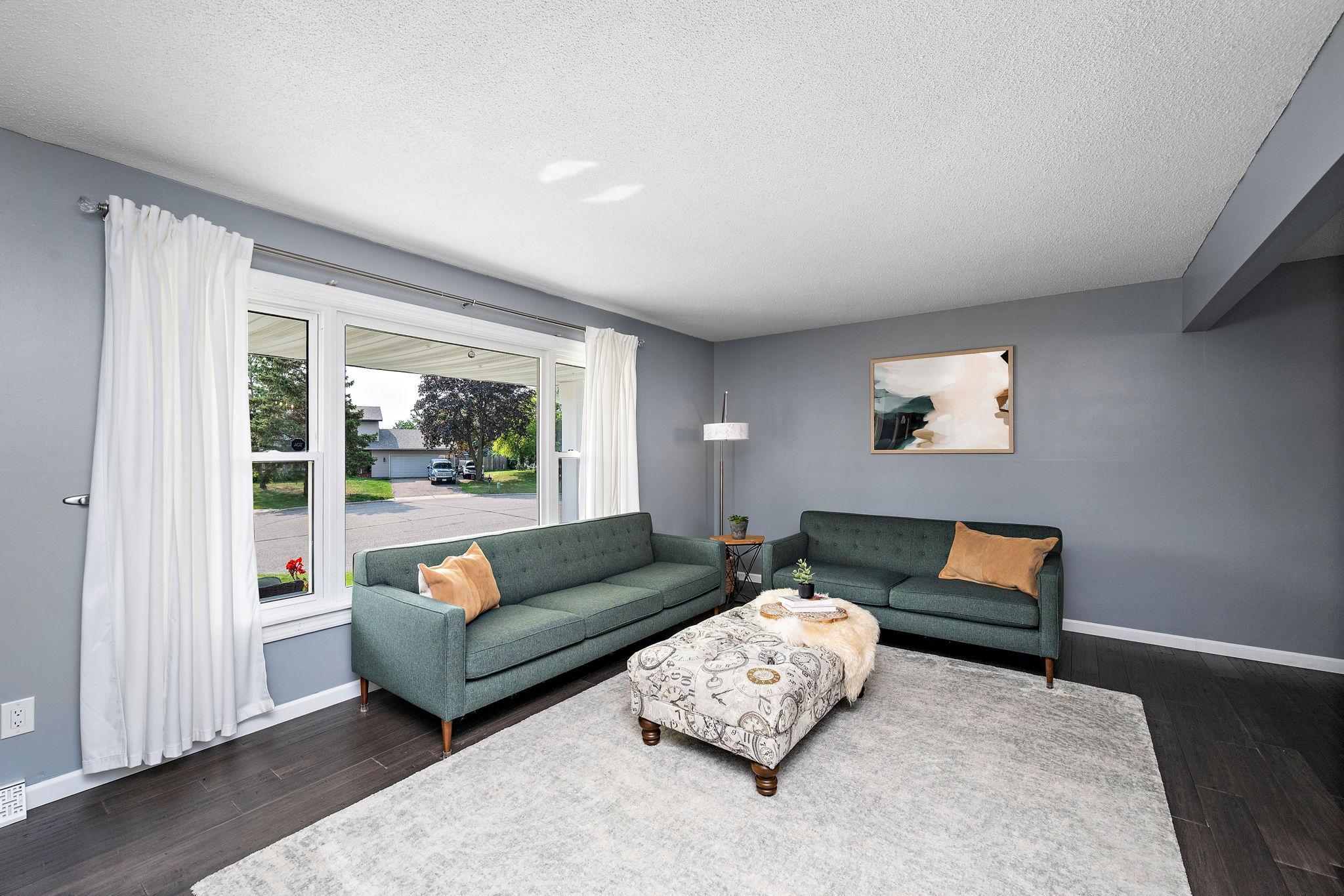 5th image of 1802 Evergreen Ct, Saint Paul, MN 55125 | MLS# 7125905