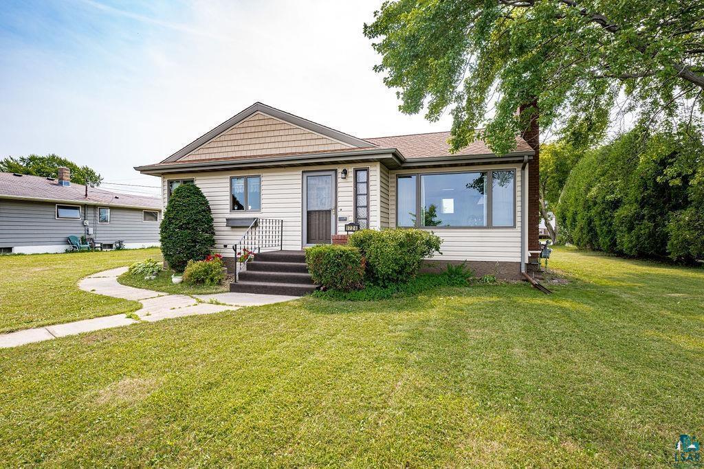 2nd image of 1724 E 3rd St, Superior, WI 54880 | MLS# 7125906