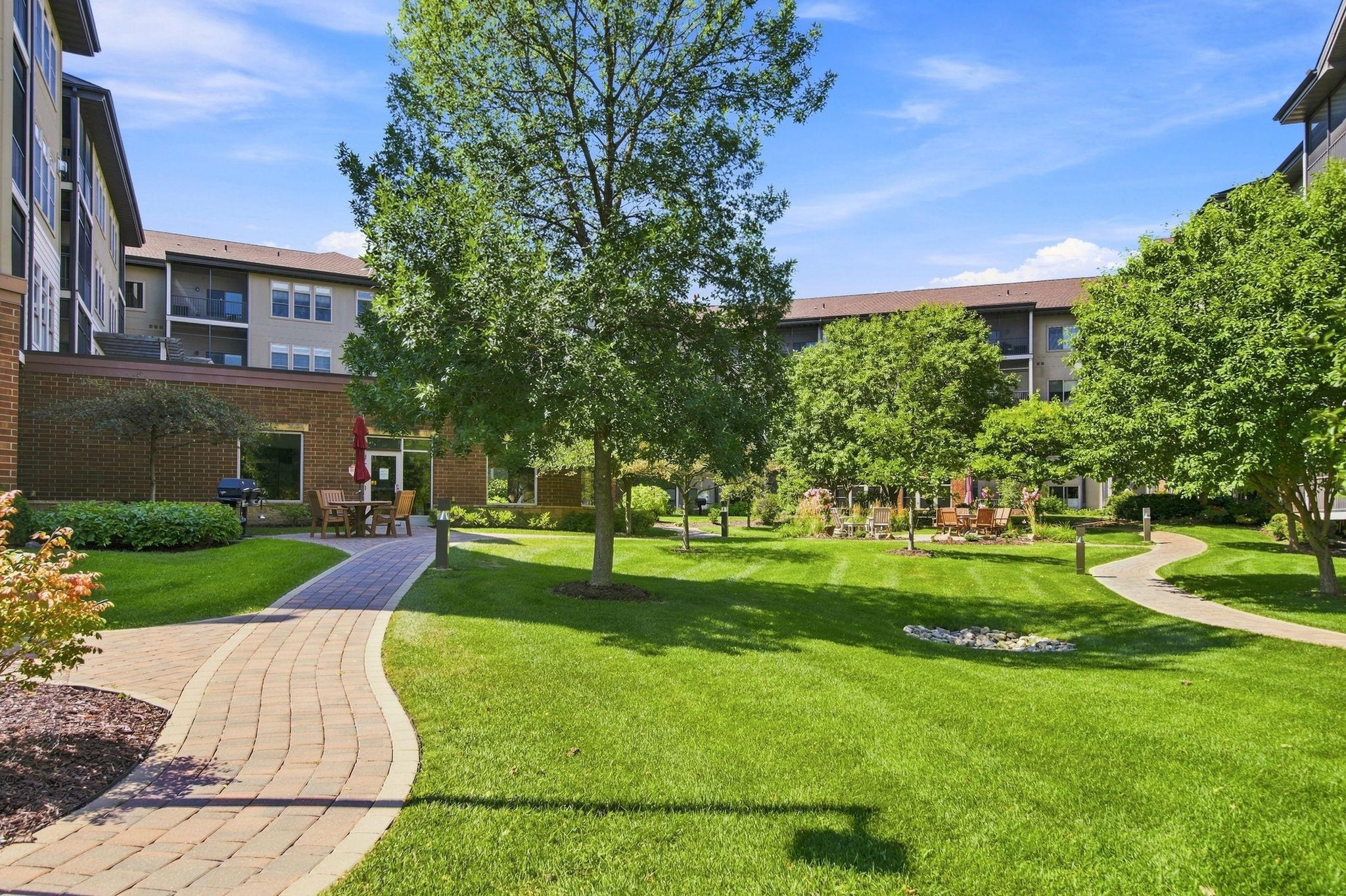 2nd image of 7100 Metro Blvd, Edina, MN 55439