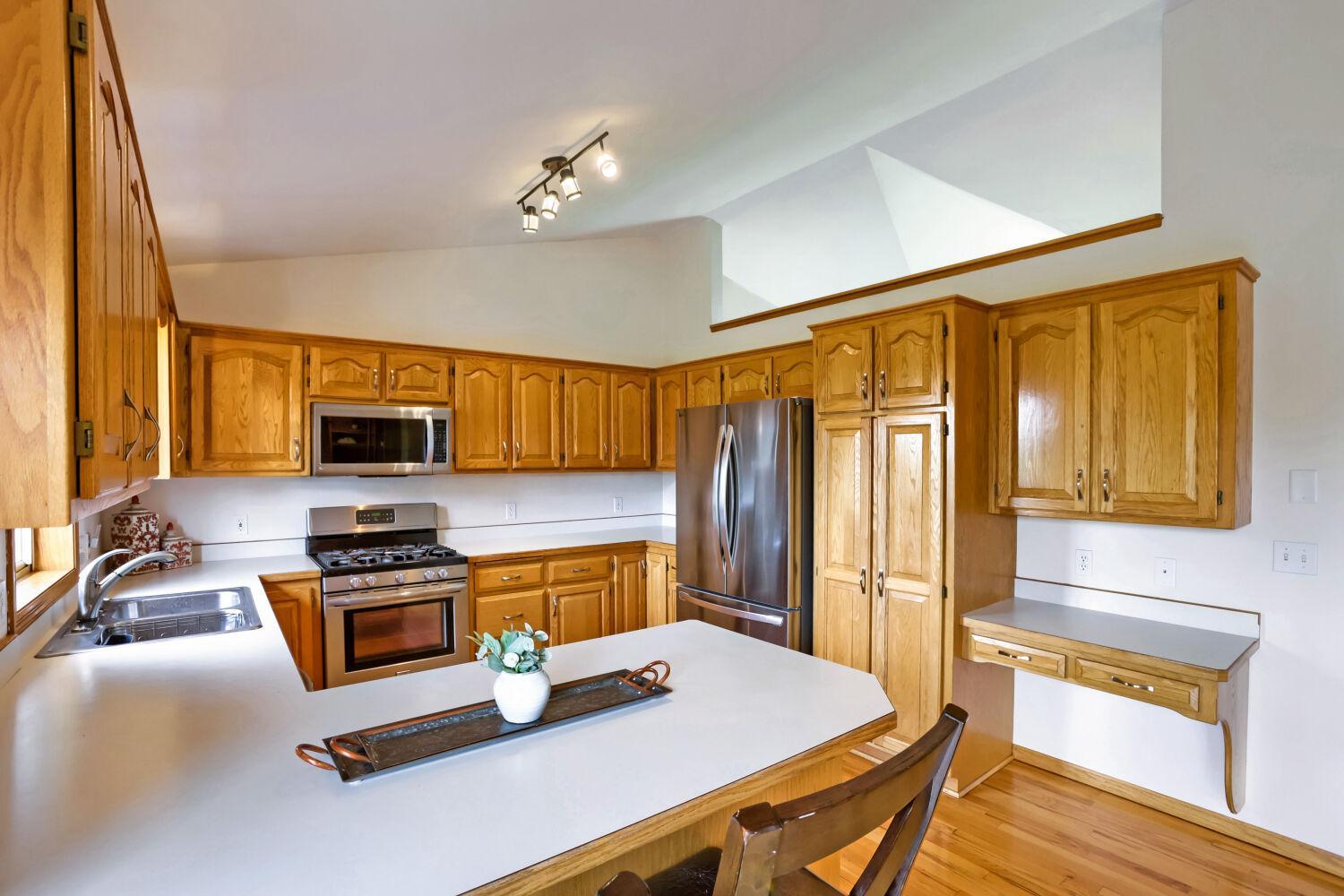 5th image of 14540 Geneva Ave N, Hugo, MN 55038 | MLS# 7125942