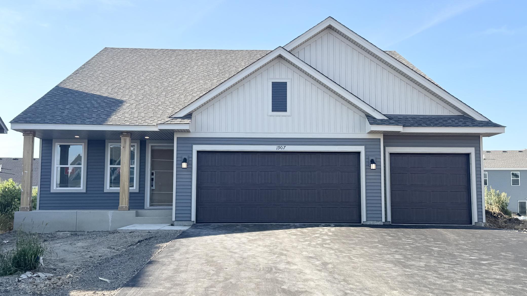 1st image of 1907 Dogwood Ct, Carver, MN 55315 | MLS# 7125959