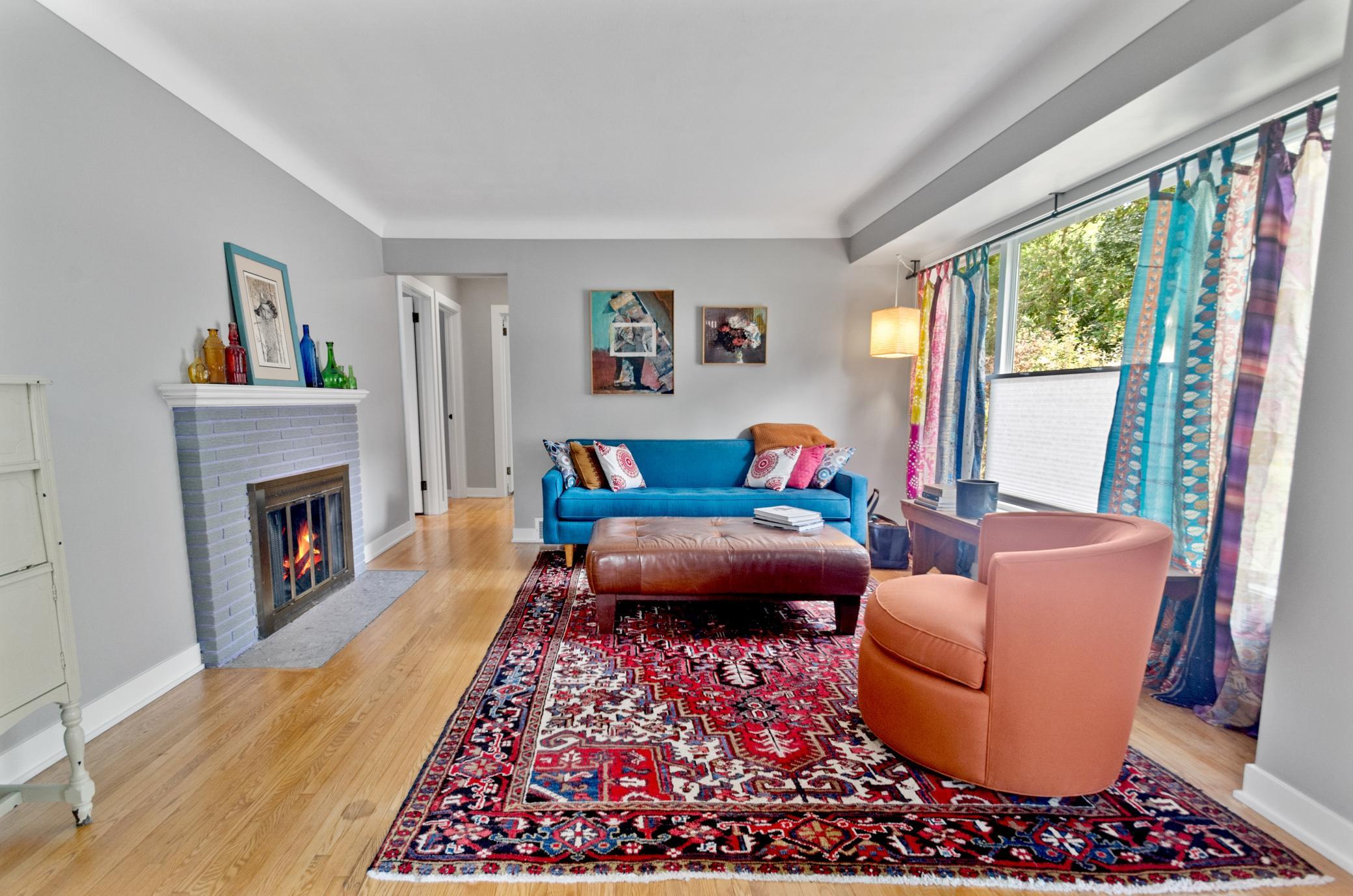 3rd image of 545 Frontenac Pl, Saint Paul, MN 55104 | MLS# 7125960