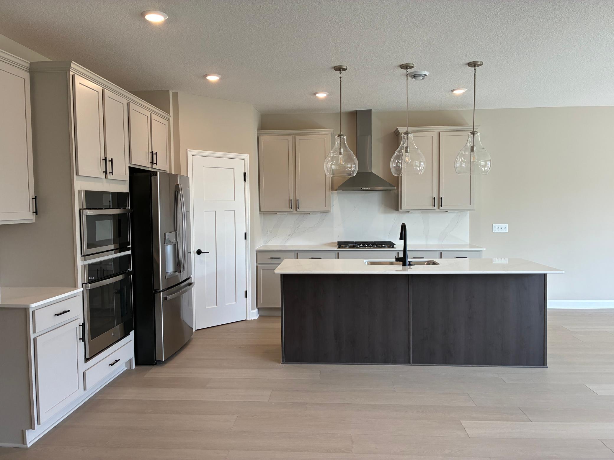 2nd image of 5200 Long Pointe Bay, Saint Paul, MN 55129 | MLS# 7125972