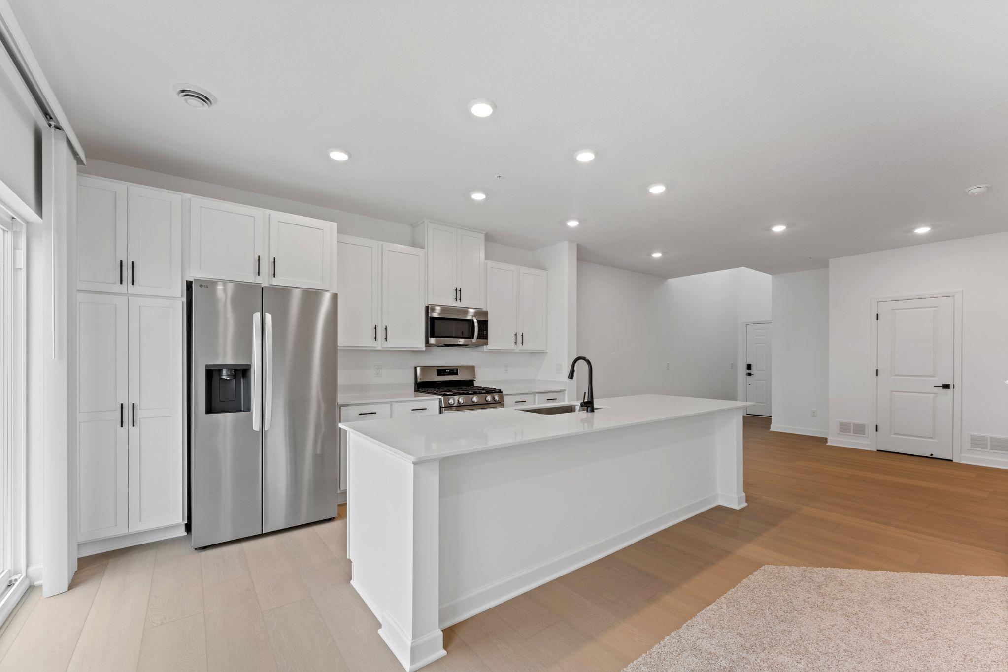 2nd image of 10558 Glacier Ln N, Maple Grove, MN 55369 | MLS# 7125990