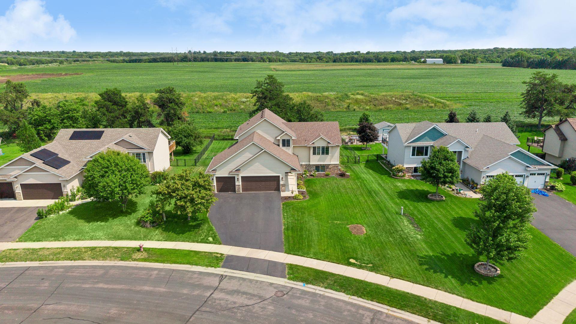 2nd image of 1008 Mallard St Ne, Hanover, MN 55341 | MLS# 7126001