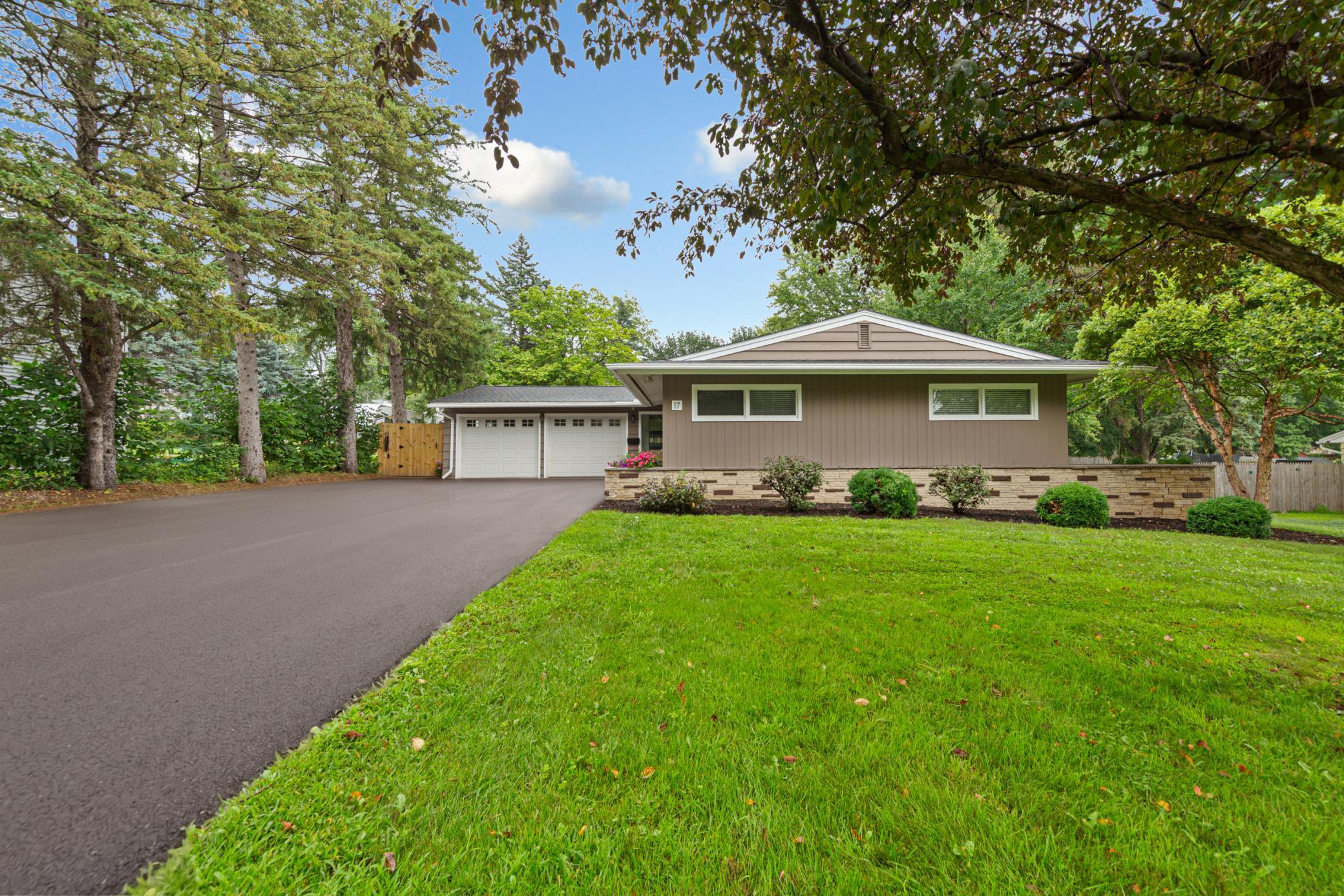 3rd image of 17 9Th Ave Se, Faribault, MN 55021 | MLS# 7126006