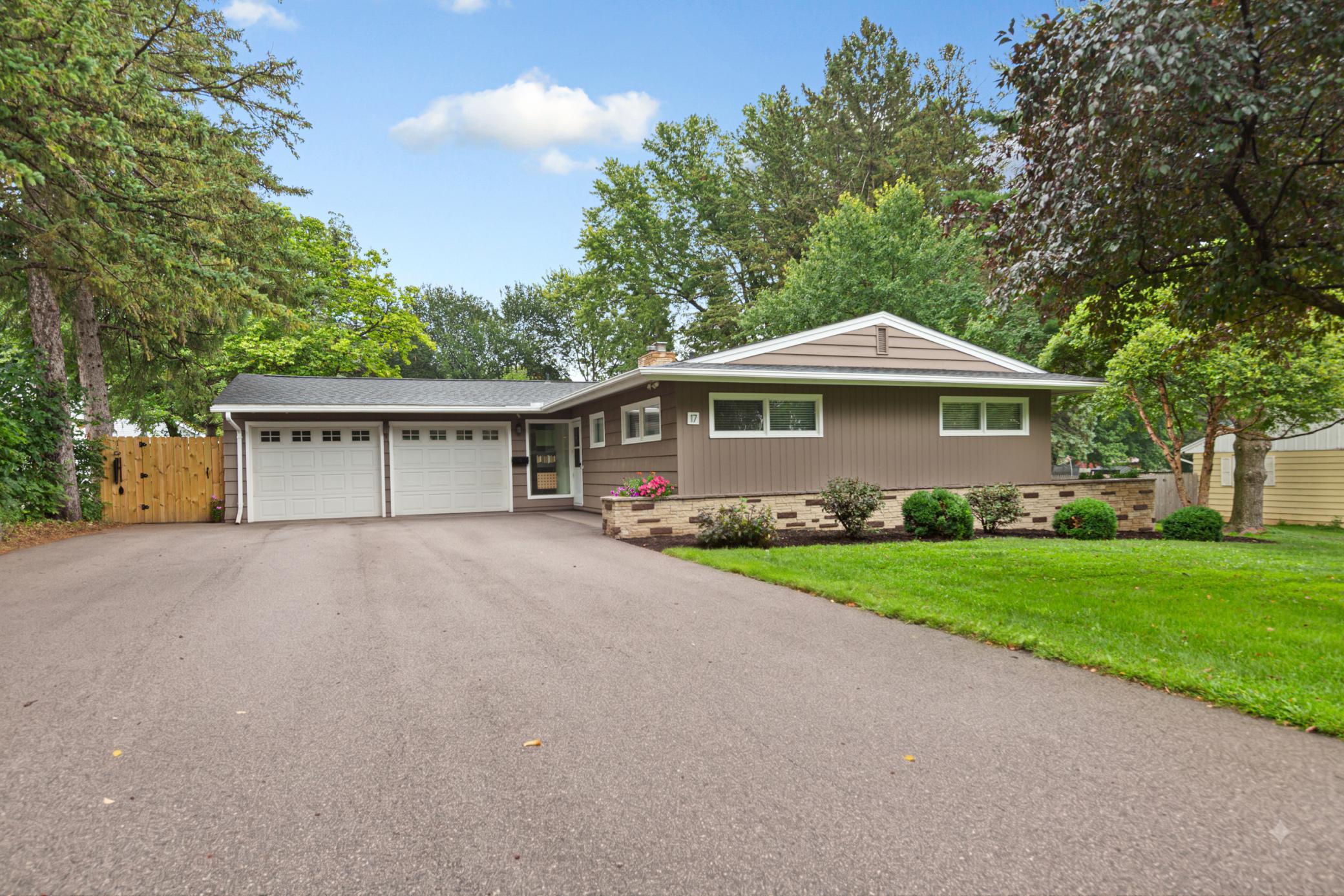 2nd image of 17 9th Ave Se, Faribault, MN 55021 | MLS# 7126006