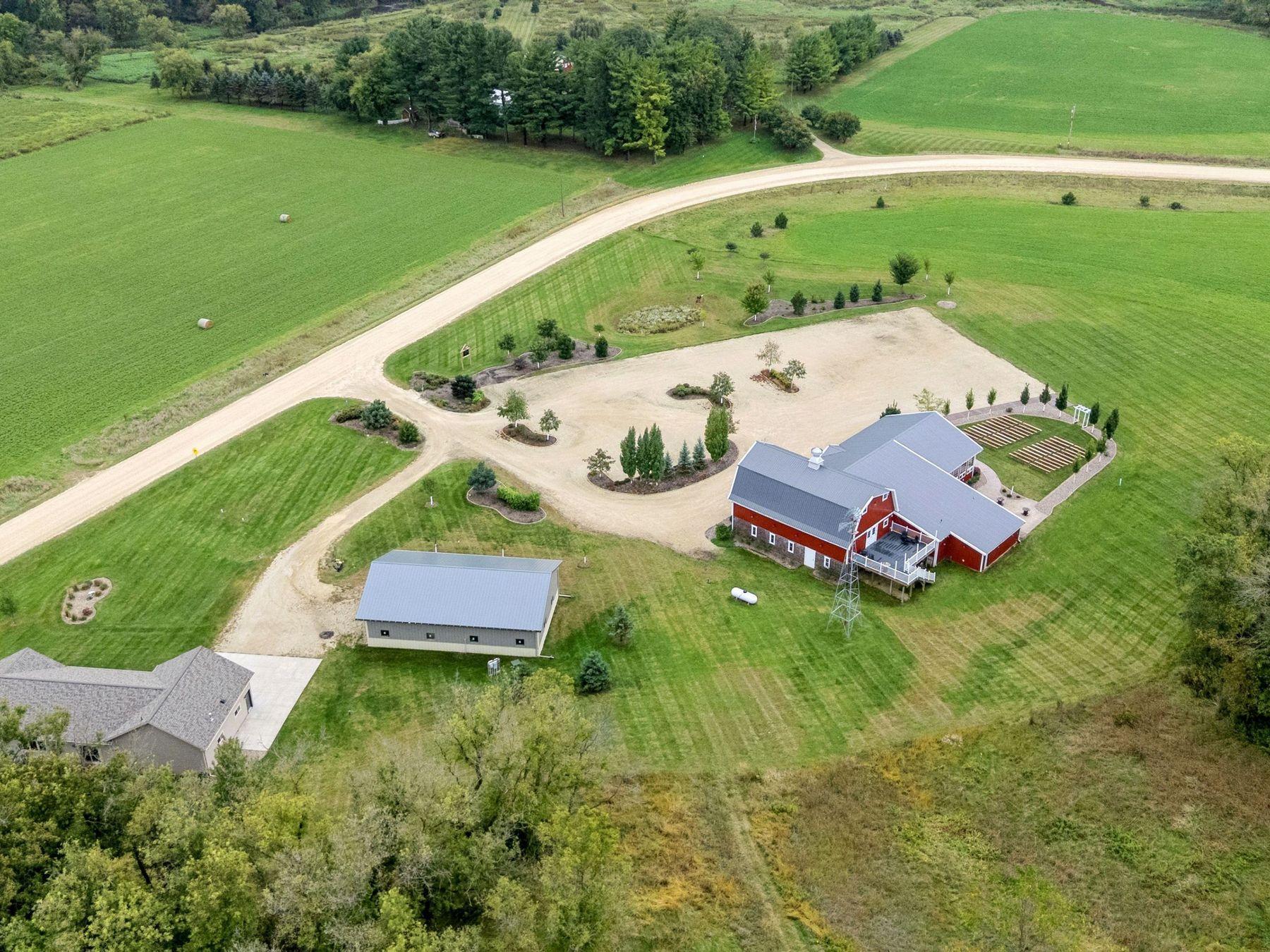 32nd image of 5907 County Road 105 Nw, Byron, MN 55920 | MLS# 7126024