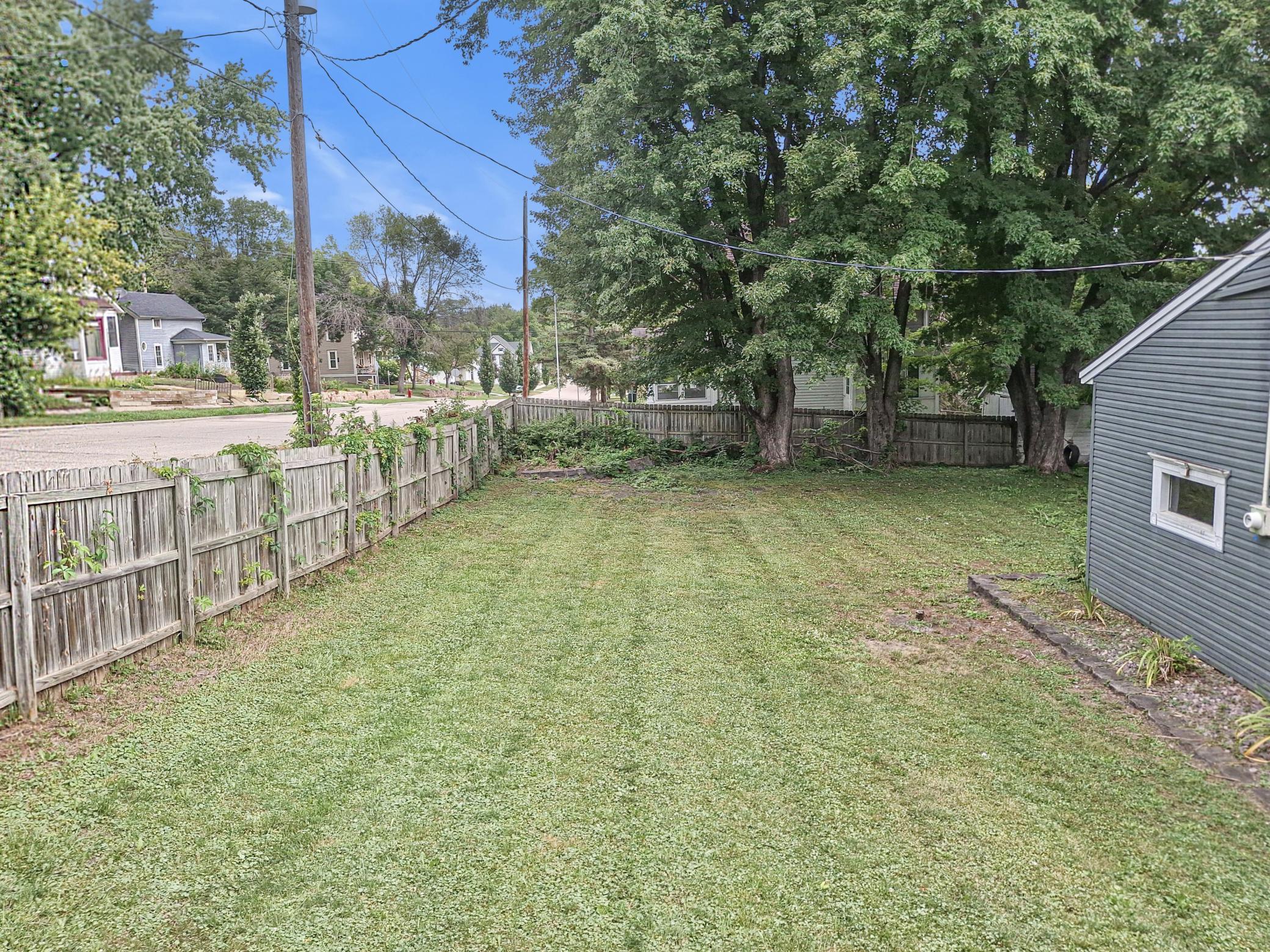 3rd image of 321 3Rd St W, Carver, MN 55315 | MLS# 7126039