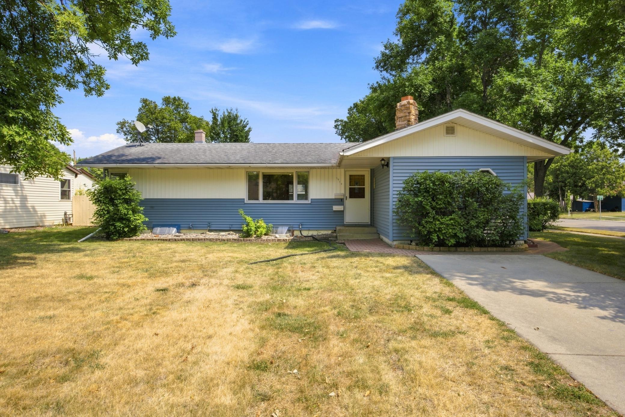 1st image of 1914 15th St S, Moorhead, MN 56560 | MLS# 7126104