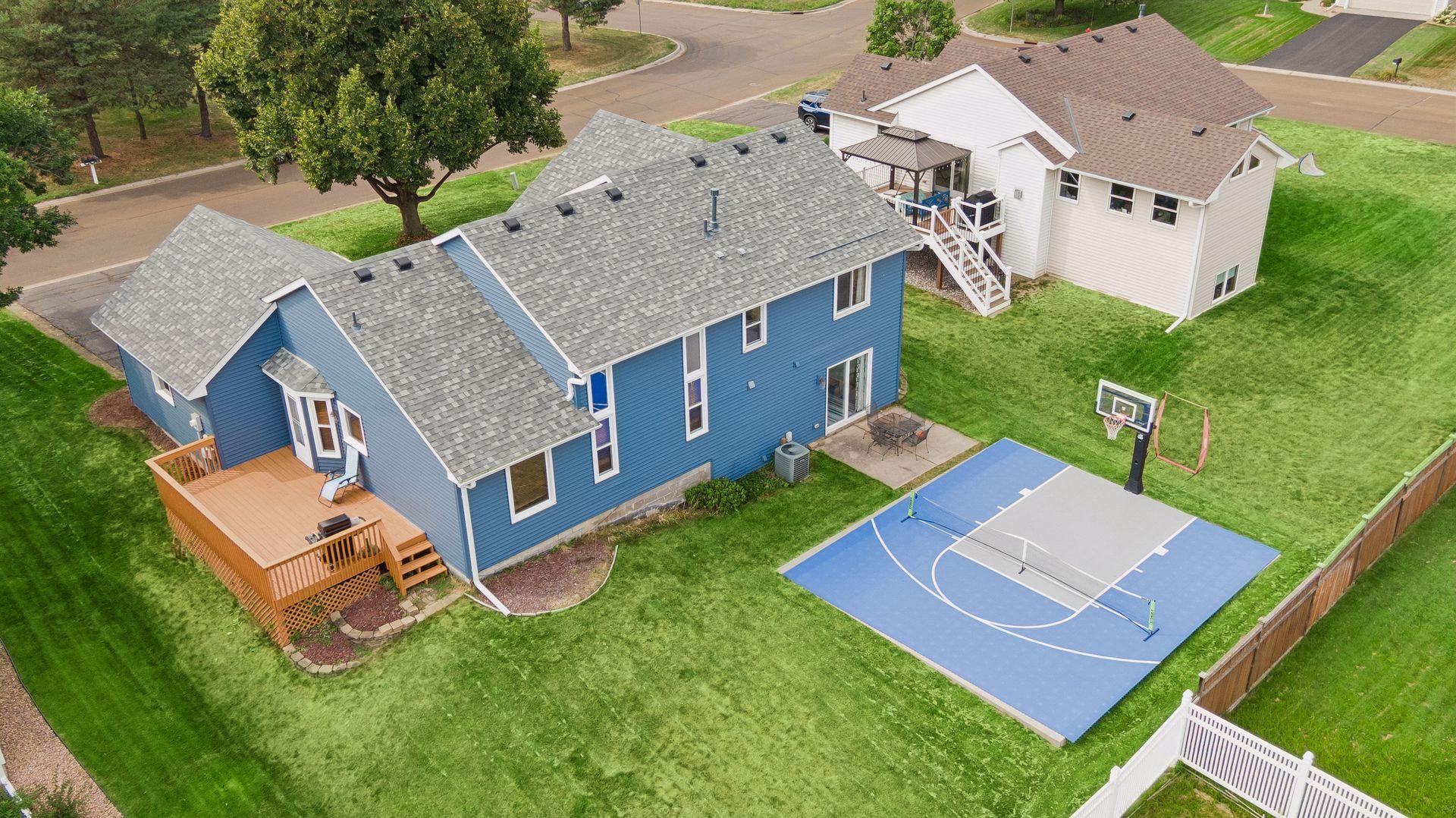 2nd image of 1649 Regatta Dr, Saint Paul, MN 55125 | MLS# 7126128