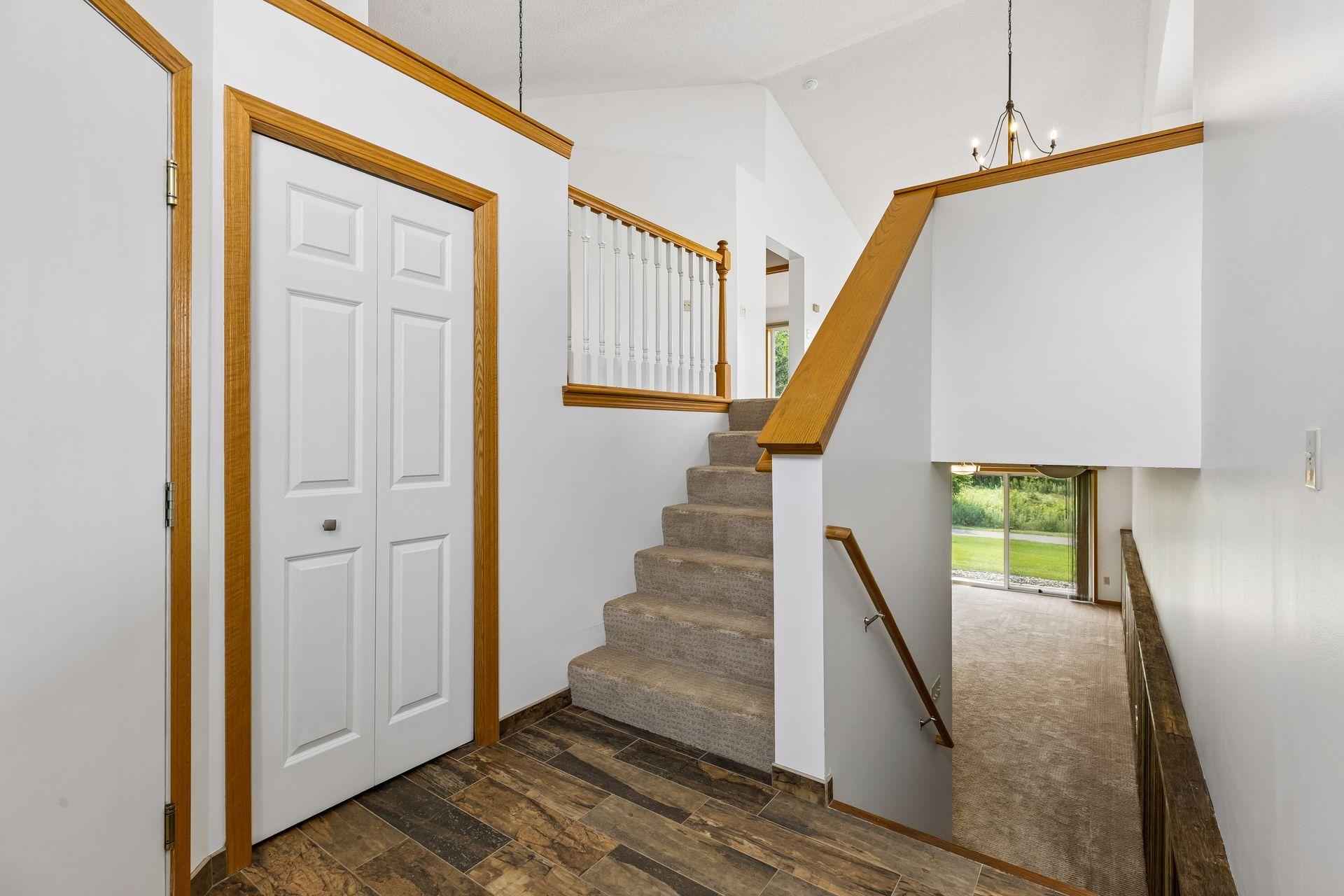 4th image of 9765 Zinnia Ln N, Maple Grove, MN 55369 | MLS# 7126135