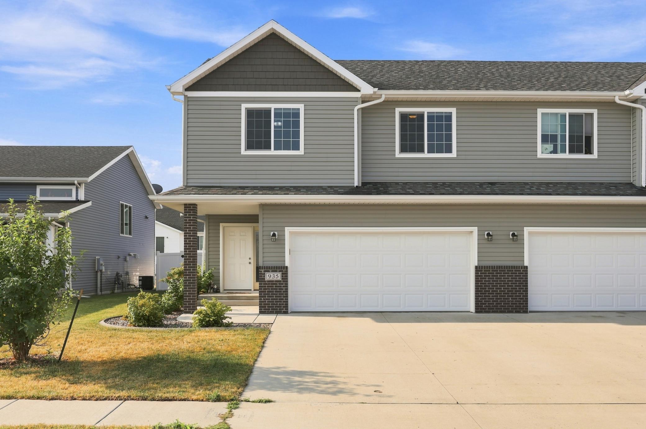 1st image of 935 Eaglewood Ave W, West Fargo, ND 58078 | MLS# 7126173
