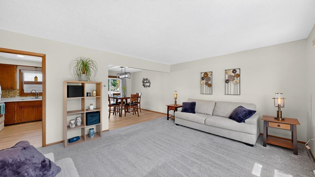2nd image of 605 Elton Hills Dr Nw, Rochester, MN 55901 | MLS# 7126180