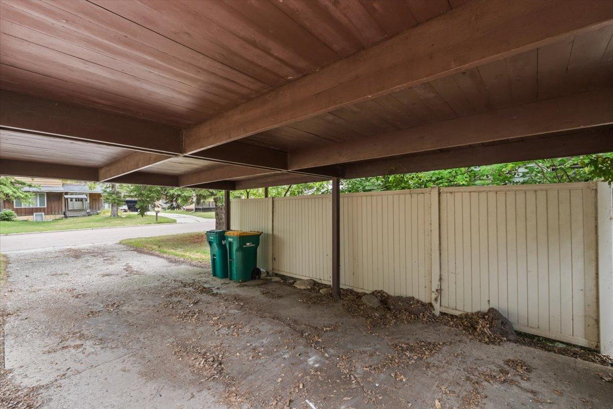 2nd image of 609 Center St S, Wahpeton, ND 58075 | MLS# 7126228
