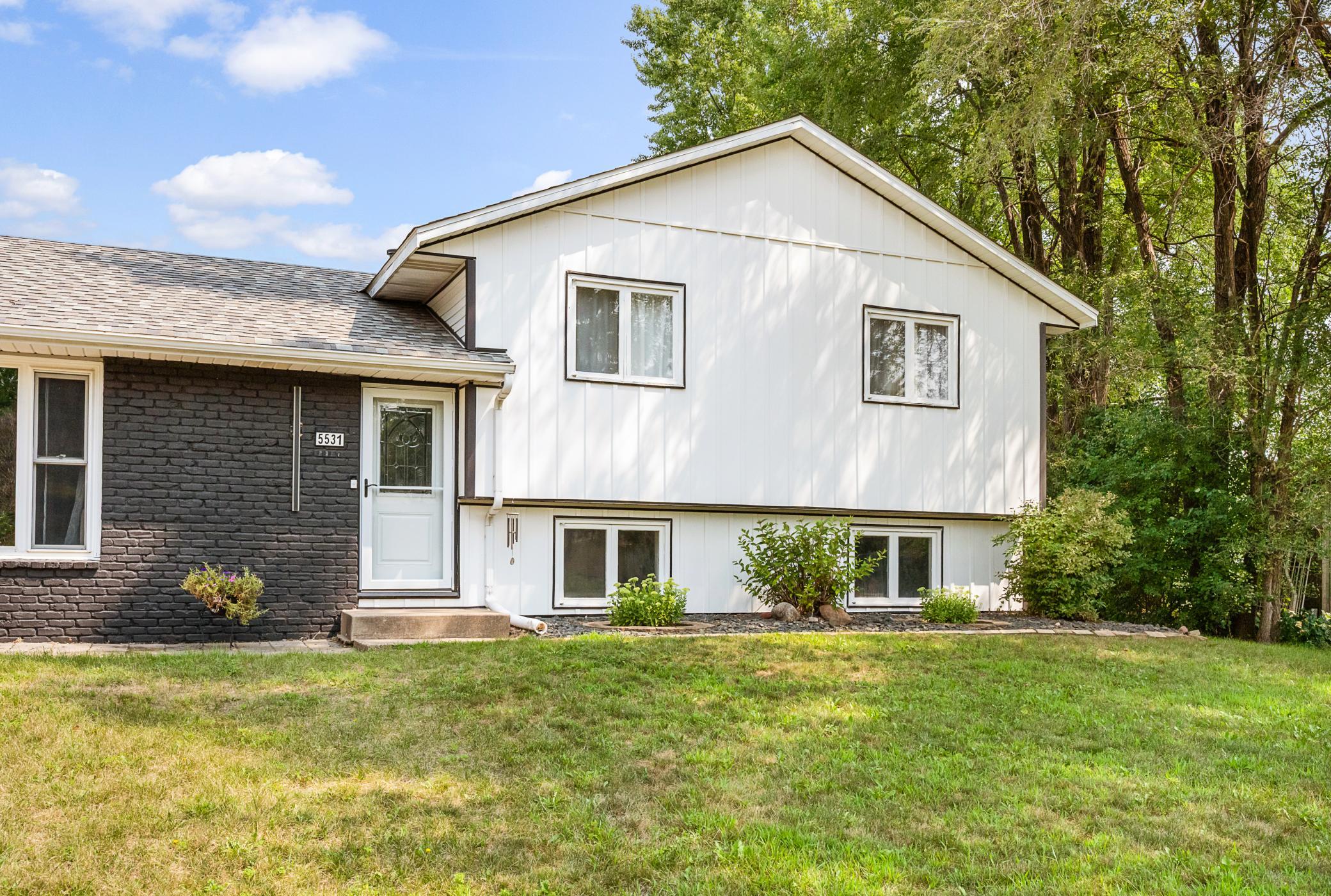 3rd image of 5531 128Th St W, Saint Paul, MN 55124 | MLS# 7126238