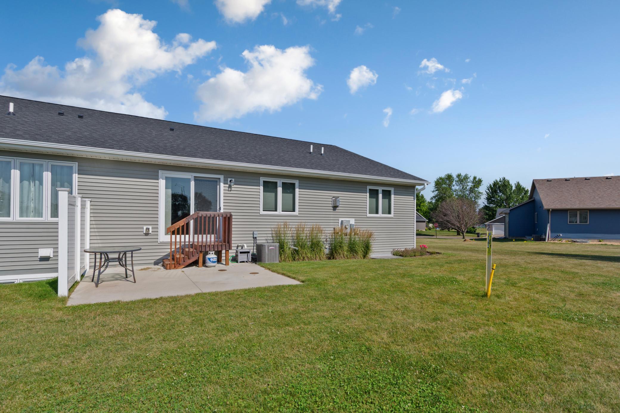 4th image of 611 Mari Dean Blvd #6, Lake Crystal, MN 56055 | MLS# 7126244