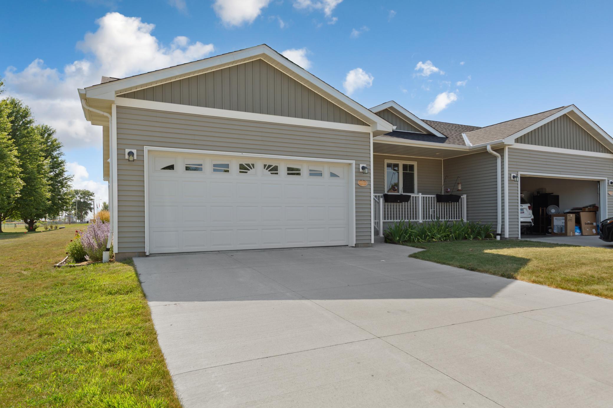 2nd image of 611 Mari Dean Blvd #6, Lake Crystal, MN 56055 | MLS# 7126244