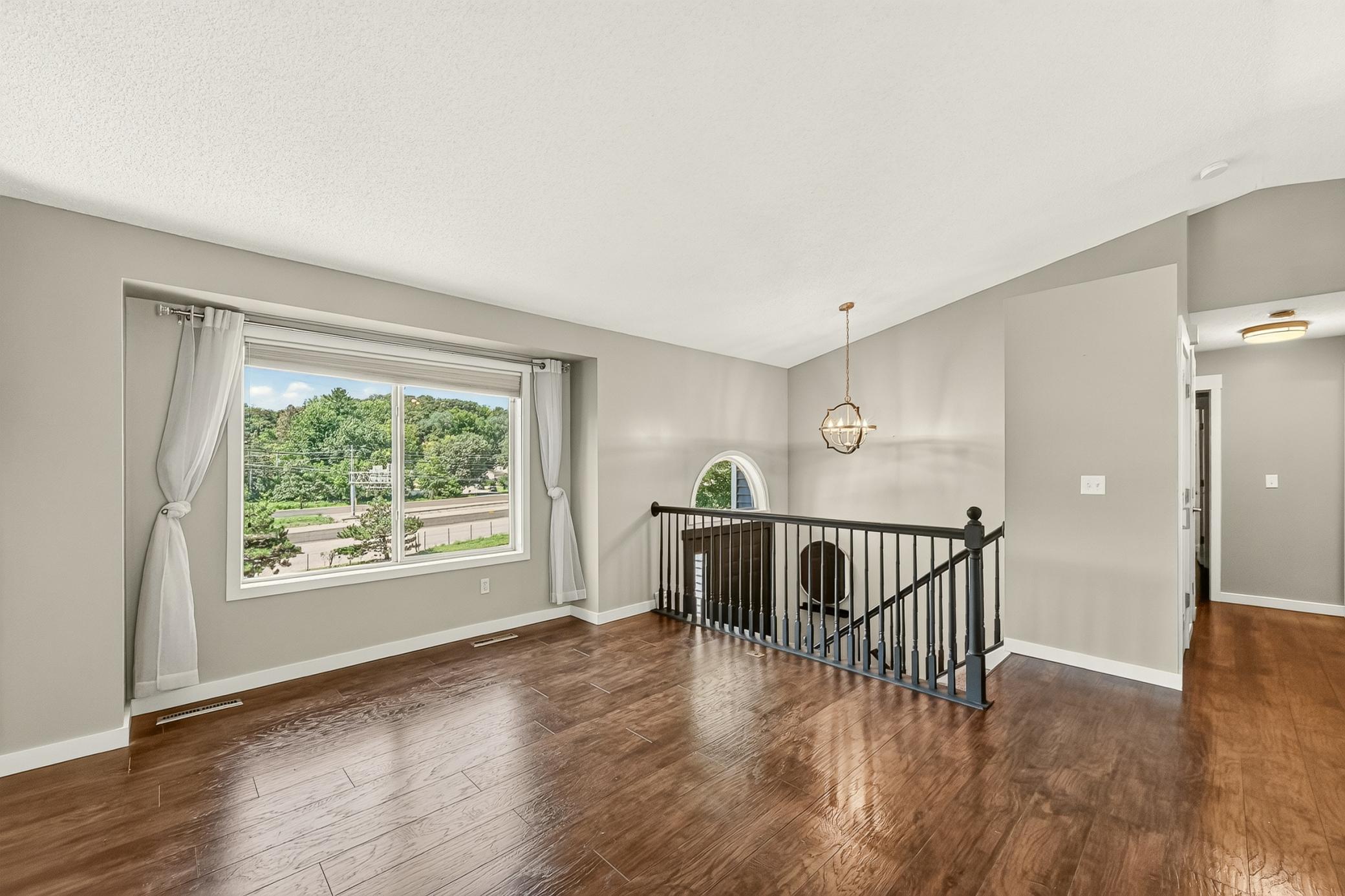 3rd image of 1034 14Th Ave Sw, Rochester, MN 55902 | MLS# 7126280
