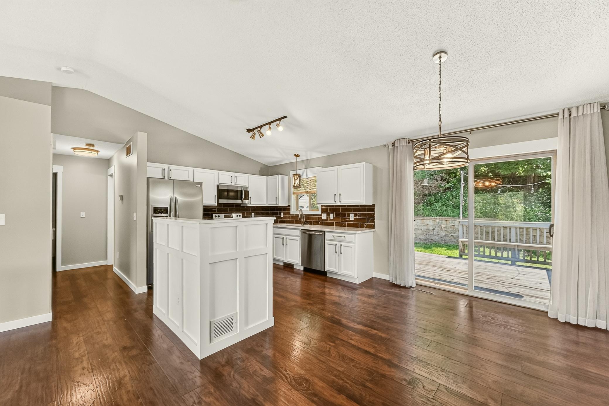 5th image of 1034 14Th Ave Sw, Rochester, MN 55902 | MLS# 7126280