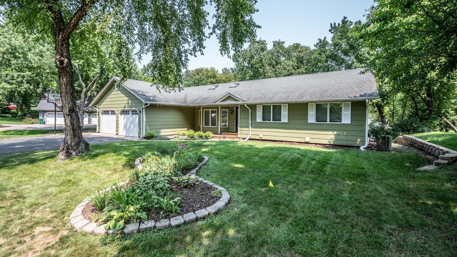 3rd image of 17600 Italy Path, Lakeville, MN 55044 | MLS# 7126282