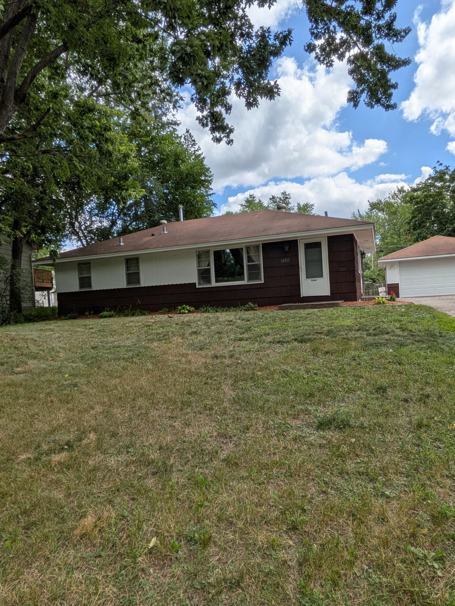 1st image of 10213 Wentworth Ave S, Bloomington, MN 55420 | MLS# 7126293