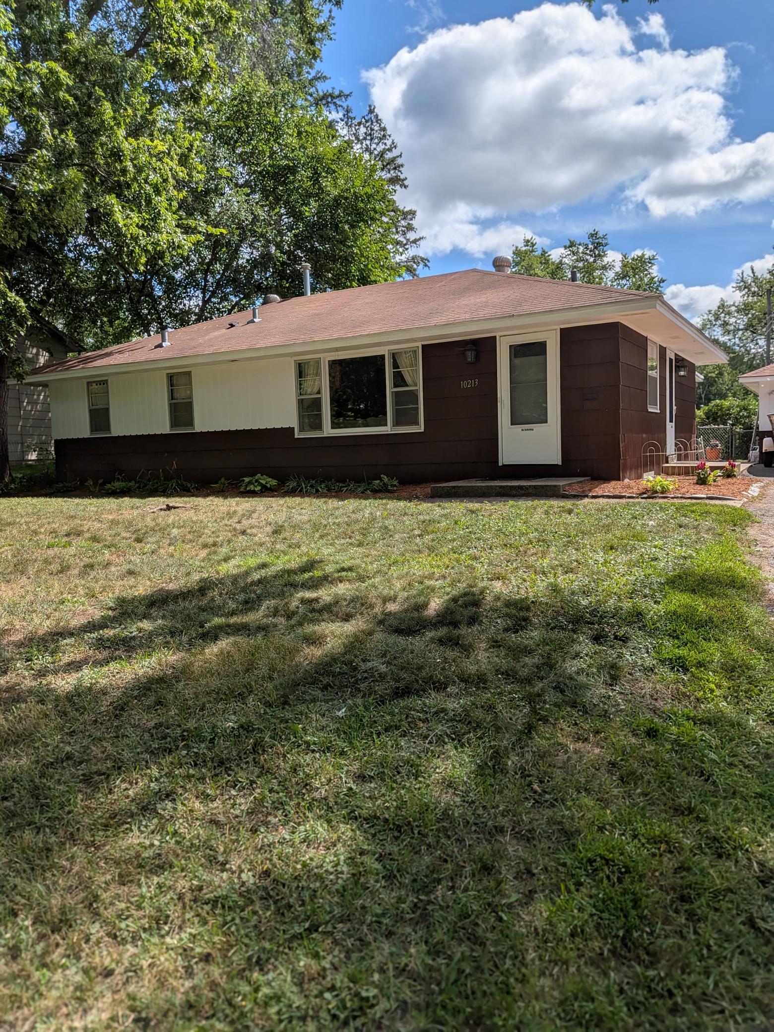 3rd image of 10213 Wentworth Ave S, Bloomington, MN 55420 | MLS# 7126293