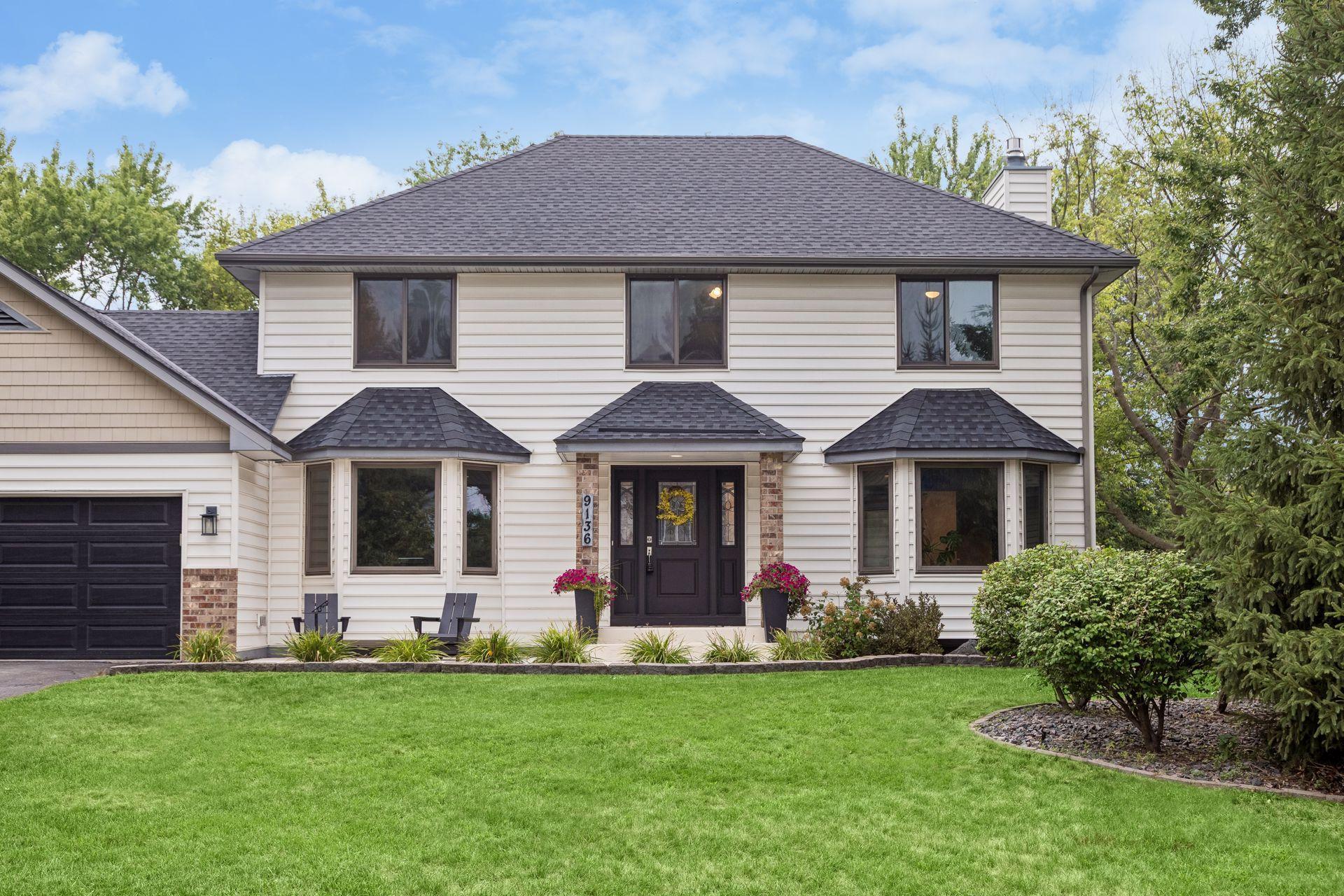 2nd image of 9136 Pinehurst Rd, Saint Paul, MN 55125 | MLS# 7126326
