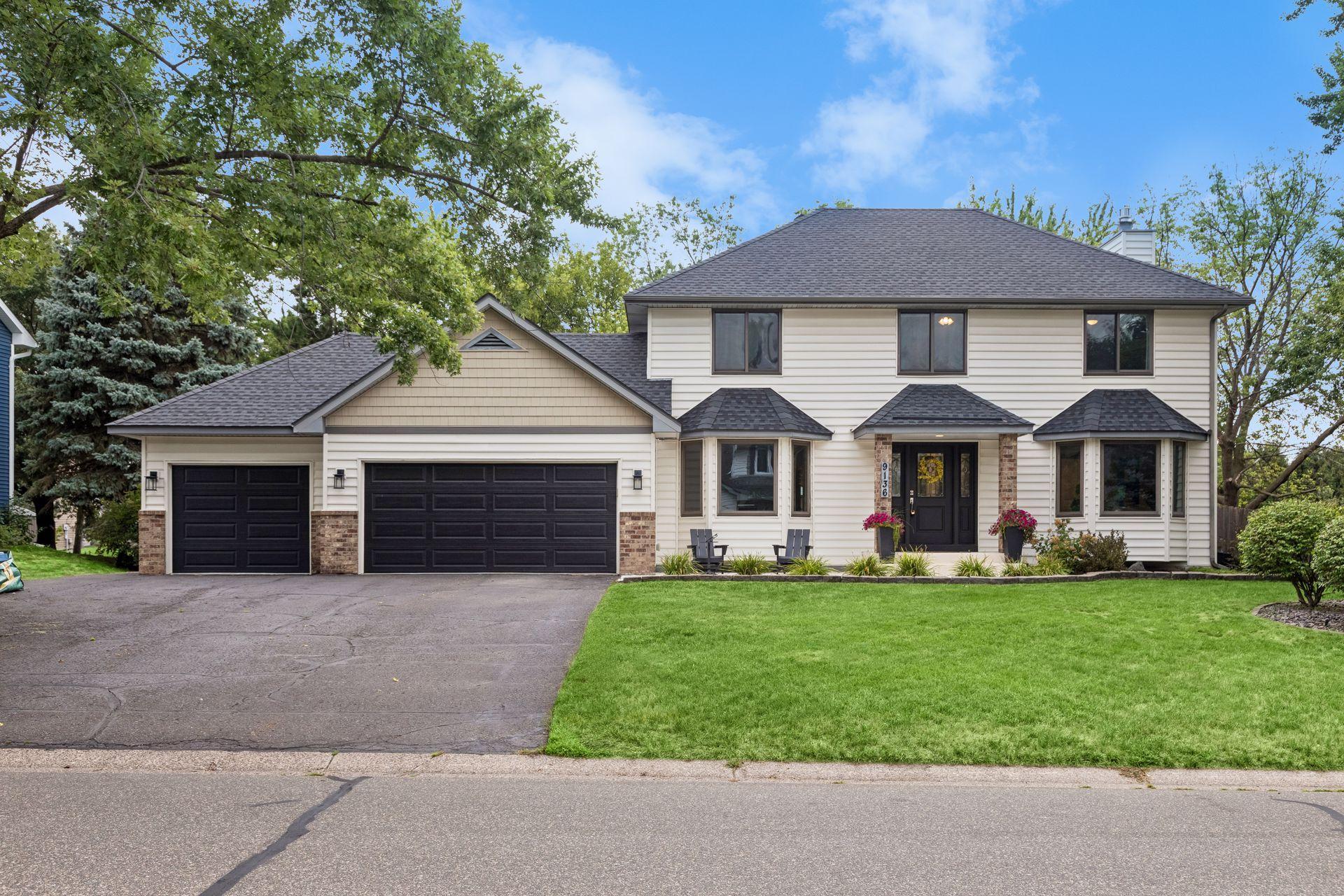 1st image of 9136 Pinehurst Rd, Saint Paul, MN 55125 | MLS# 7126326
