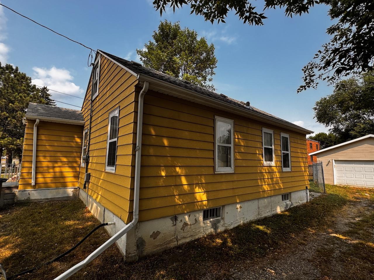 3rd image of 622 9Th St N, Moorhead, MN 56560 | MLS# 7126331