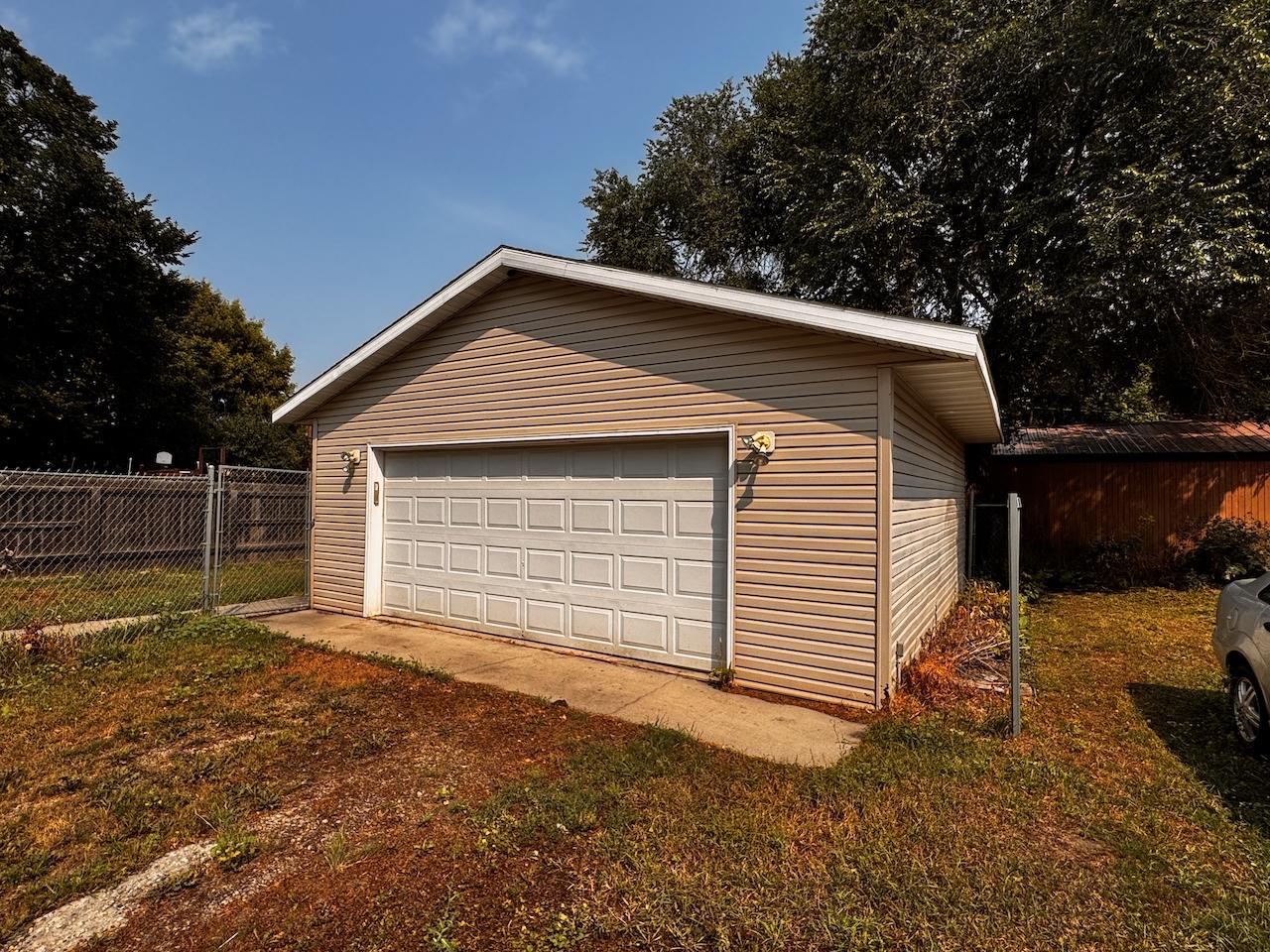 26th image of 622 9th St N, Moorhead, MN 56560 | MLS# 7126331