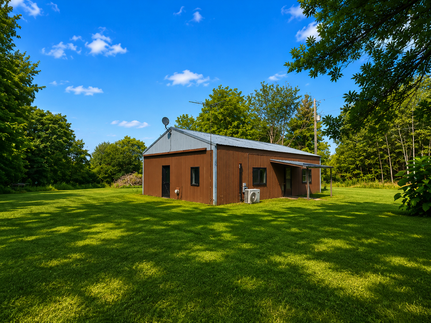 1st image of 8996 Saint Croix Trl, North Branch, MN 55056 | MLS# 7126374