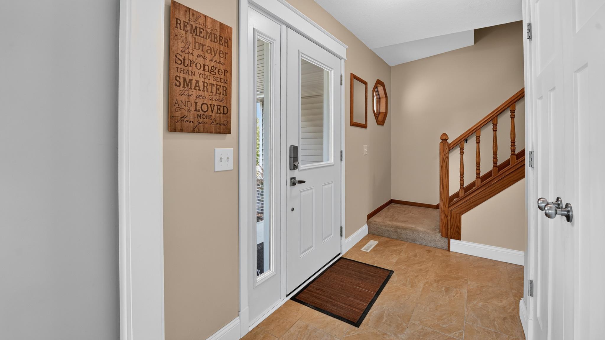4th image of 748 Windmill Ct, Saint Paul, MN 55123 | MLS# 7126394