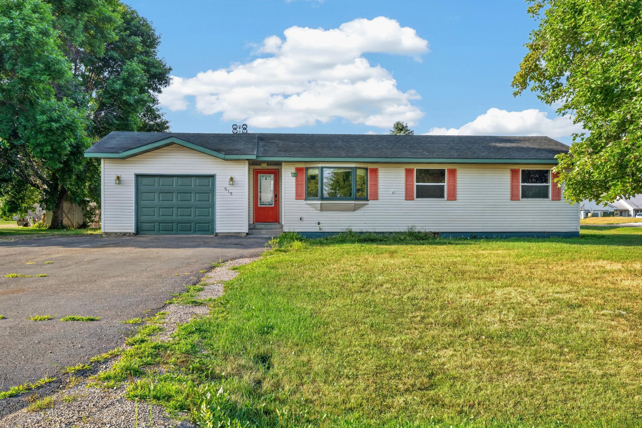 1st image of 515 Sw 9th St Sw, Braham, MN 55006 | MLS# 7126405