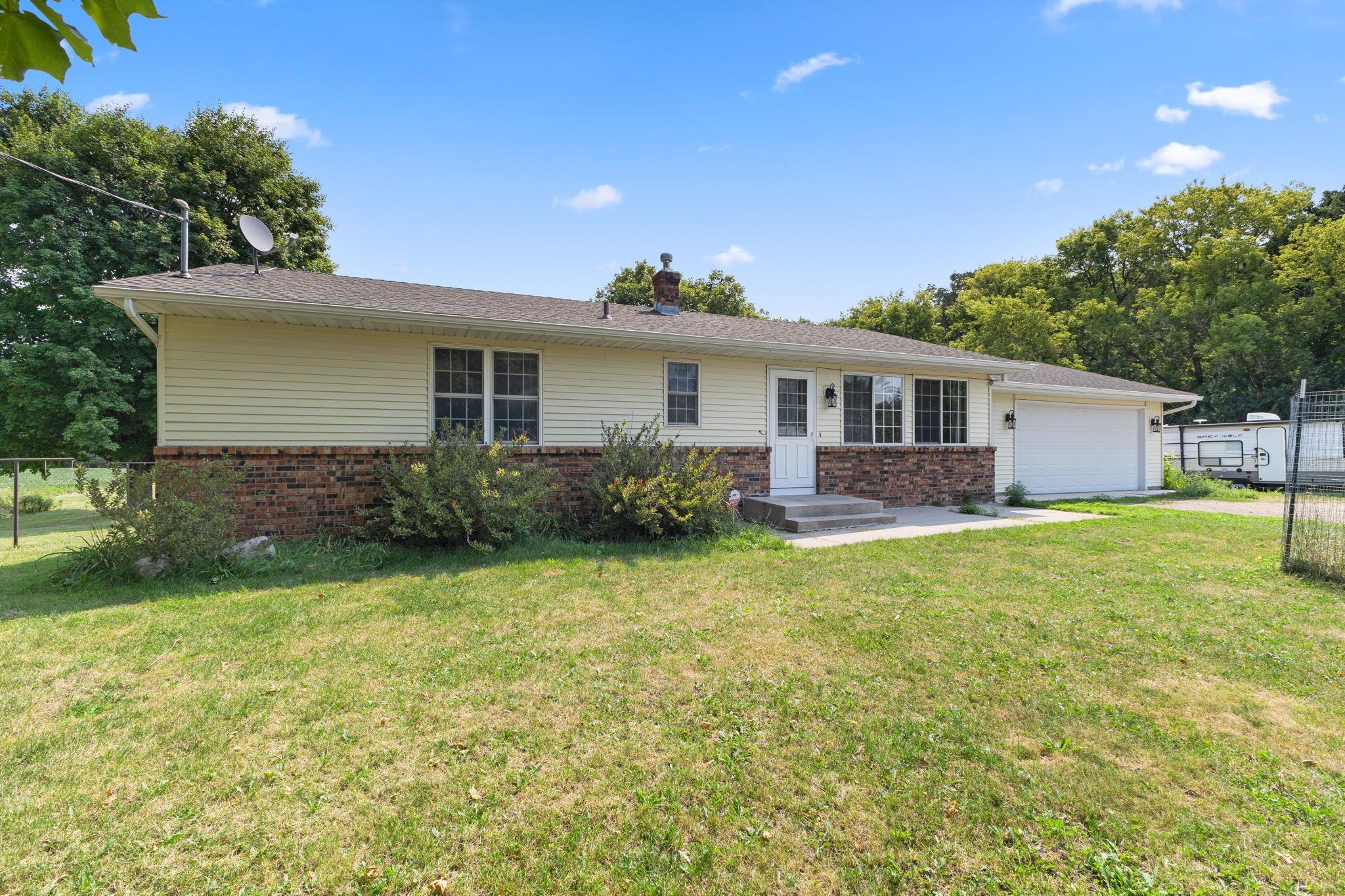2nd image of 721 Oak Ave S, Maple Lake, MN 55358 | MLS# 7126408