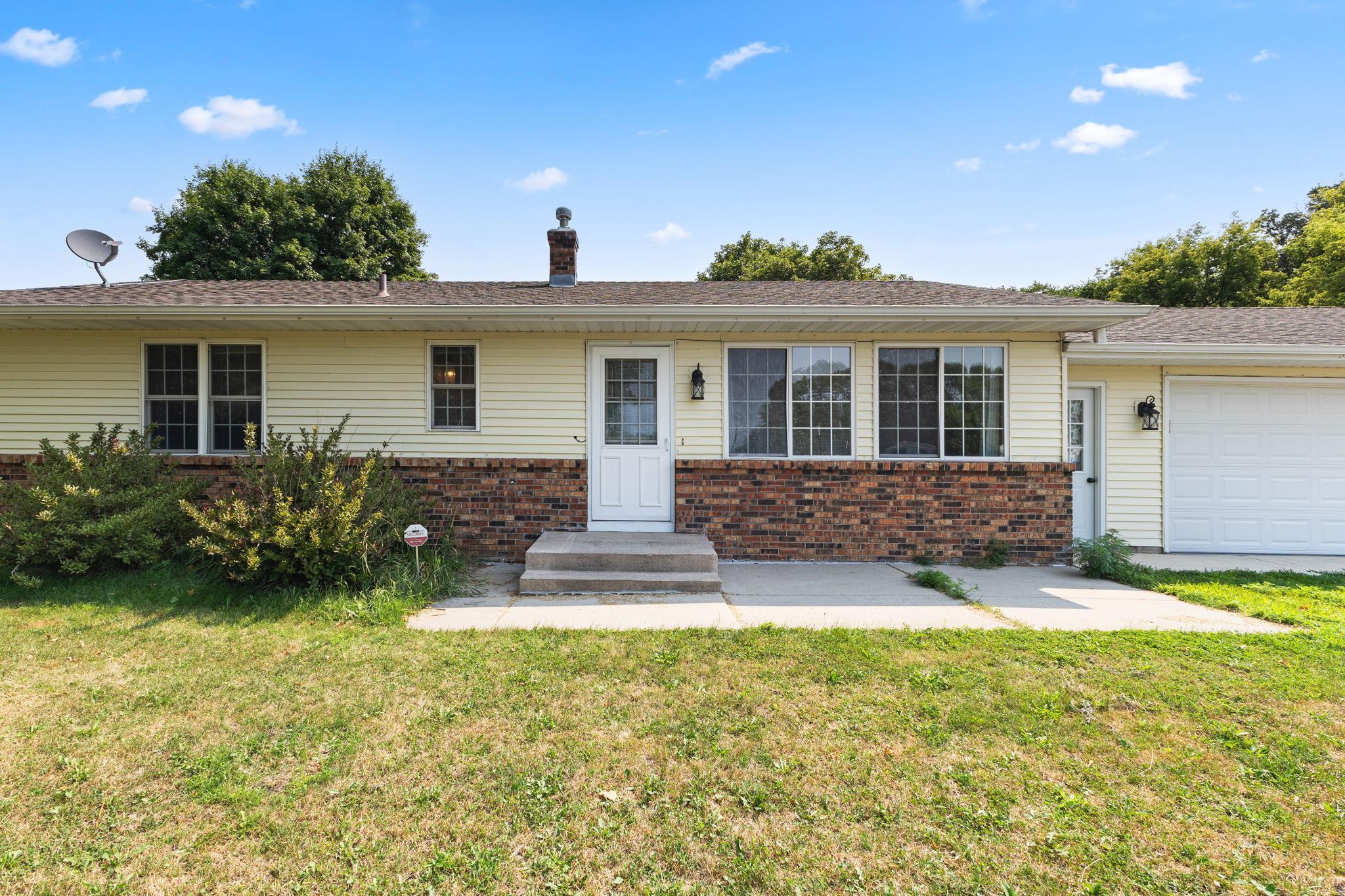 1st image of 721 Oak Ave S, Maple Lake, MN 55358 | MLS# 7126408
