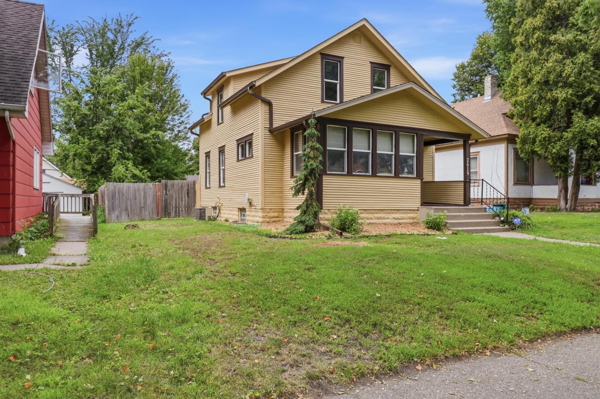 3rd image of 2619 N James Ave N, Minneapolis, MN 55411 | MLS# 7126428