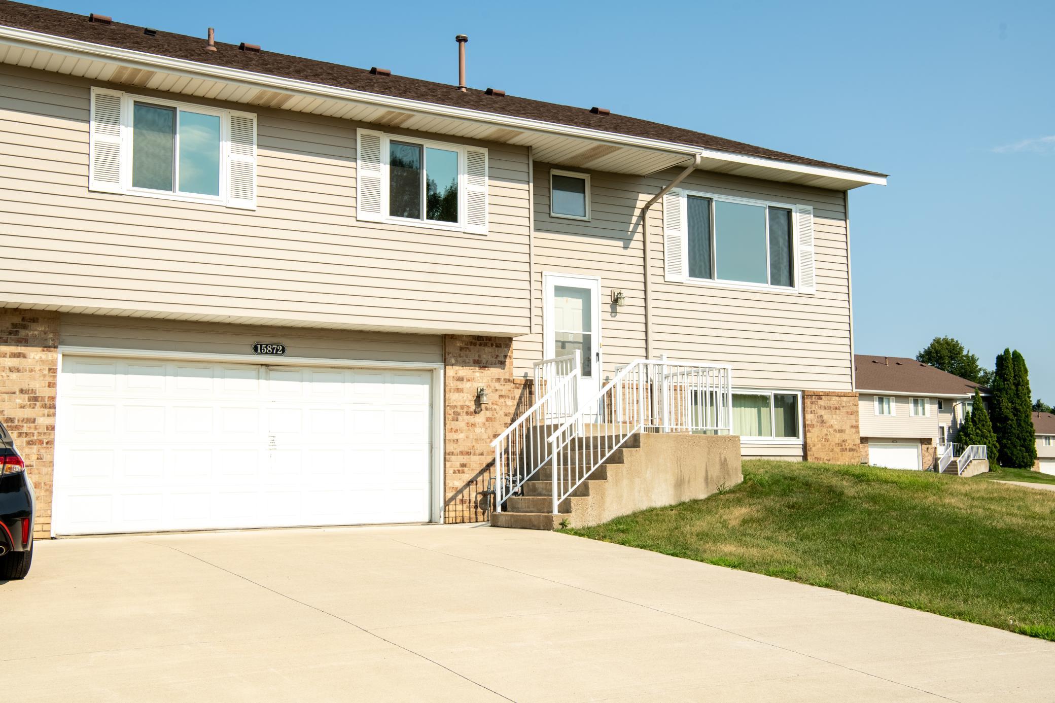 2nd image of 15872 Granada Ave, Saint Paul, MN 55124 | MLS# 7126451