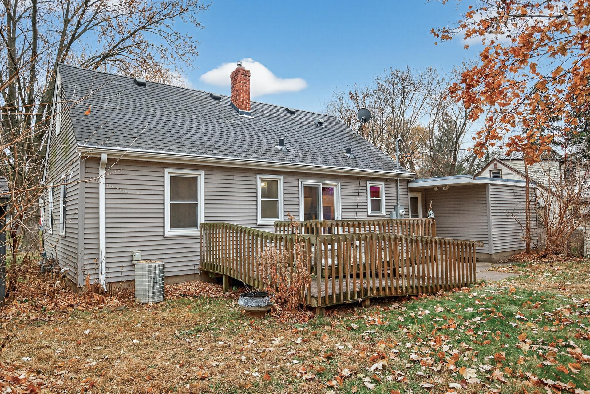 37th image of 2057 Giesmann St, Saint Paul, MN 55113 | MLS# 7126454