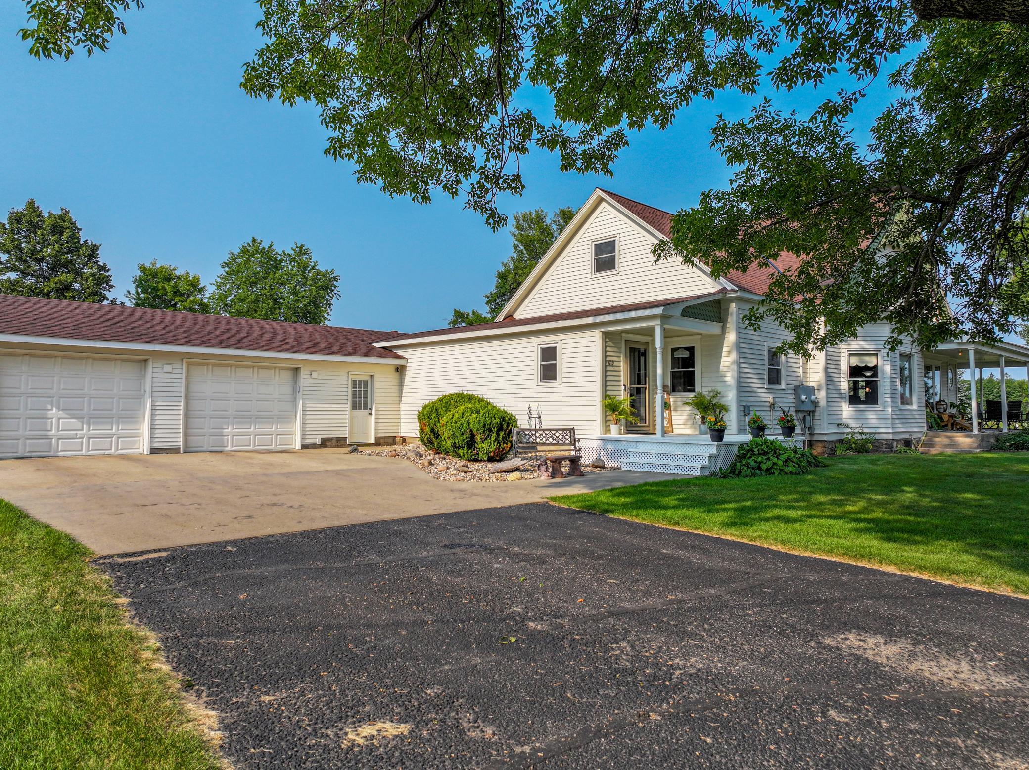 2nd image of 619 Railroad St, Villard, MN 56385 | MLS# 7126460