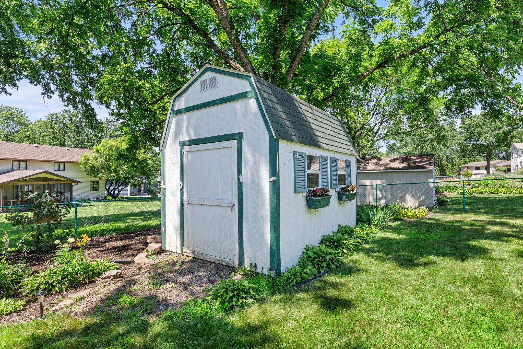 49th image of 10500 Utah Rd, Minneapolis, MN 55438 | MLS# 7126469