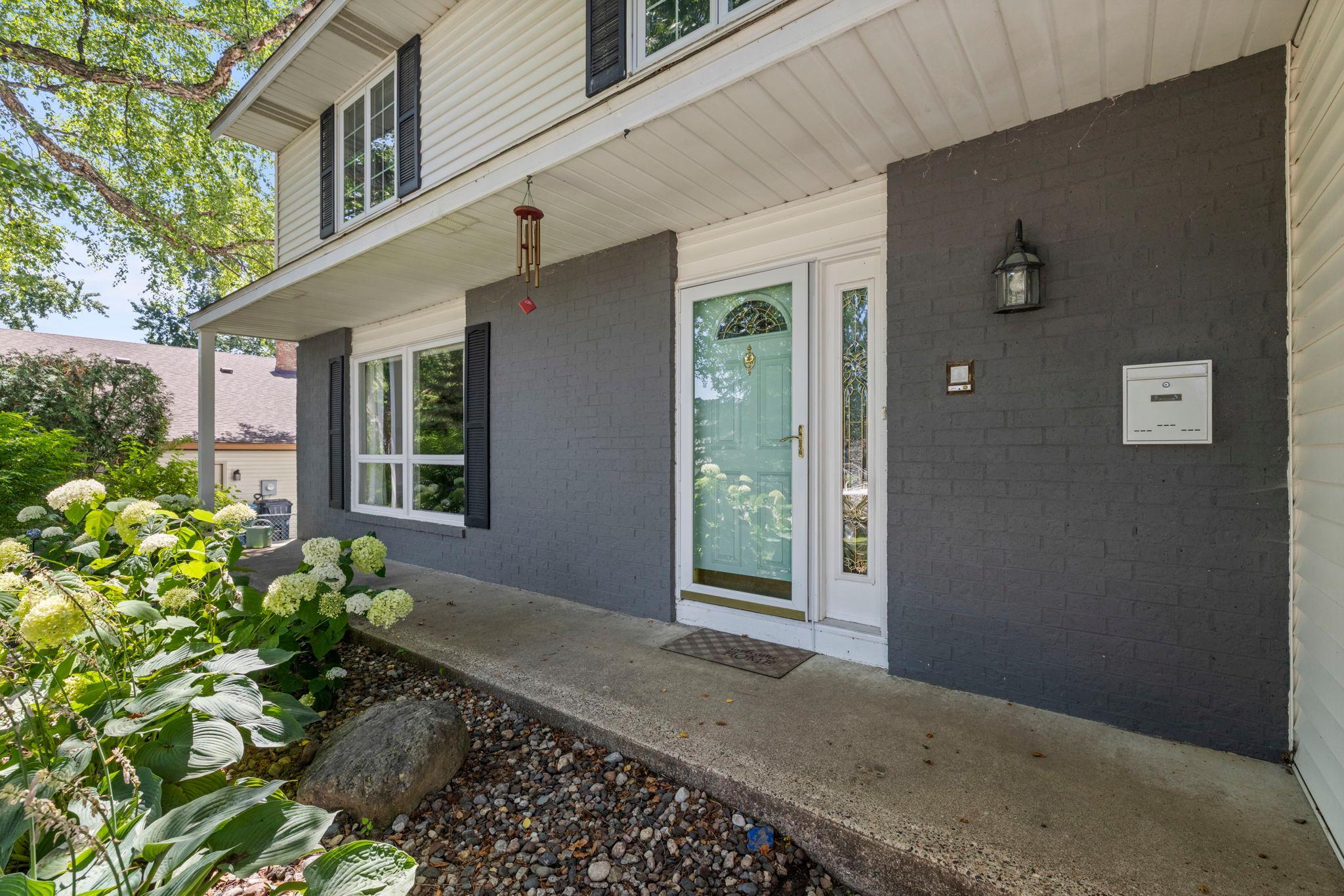 4th image of 10500 Utah Rd, Minneapolis, MN 55438 | MLS# 7126469