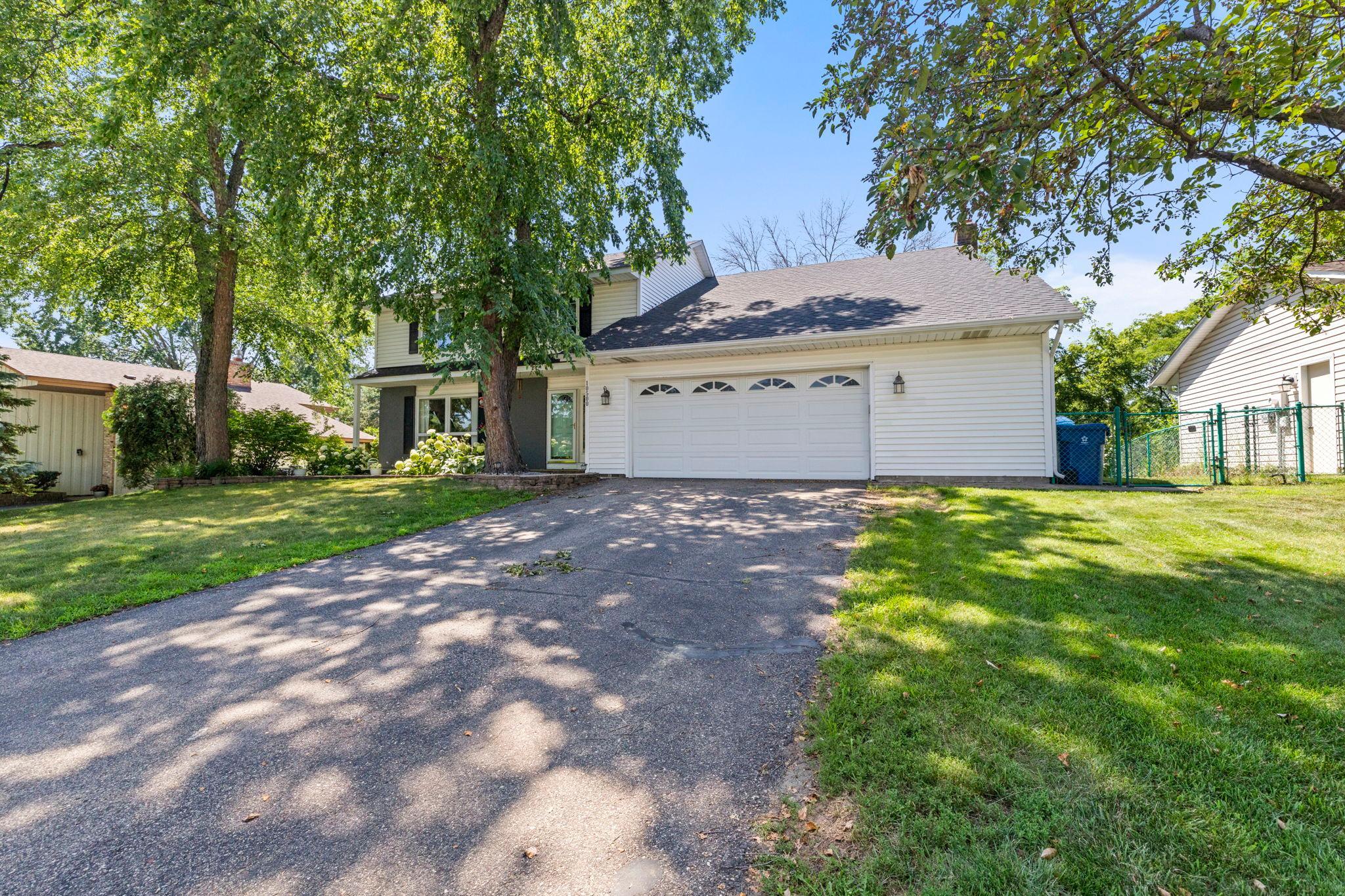 3rd image of 10500 Utah Rd, Minneapolis, MN 55438 | MLS# 7126469