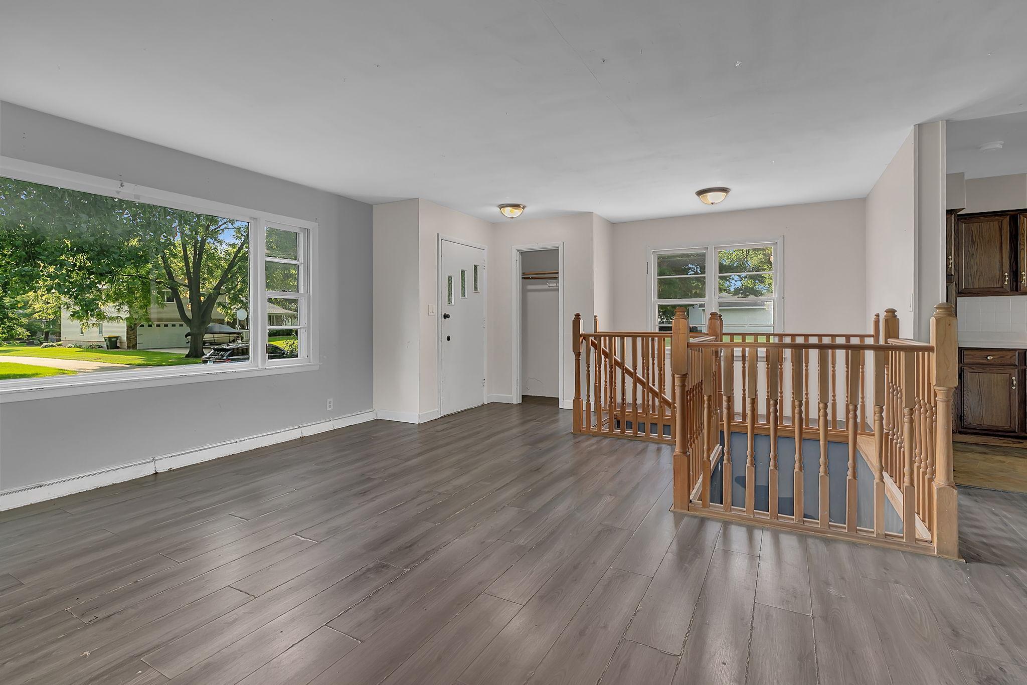 4th image of 1804 7 1/2 St Sw, Willmar, MN 56201 | MLS# 7126475