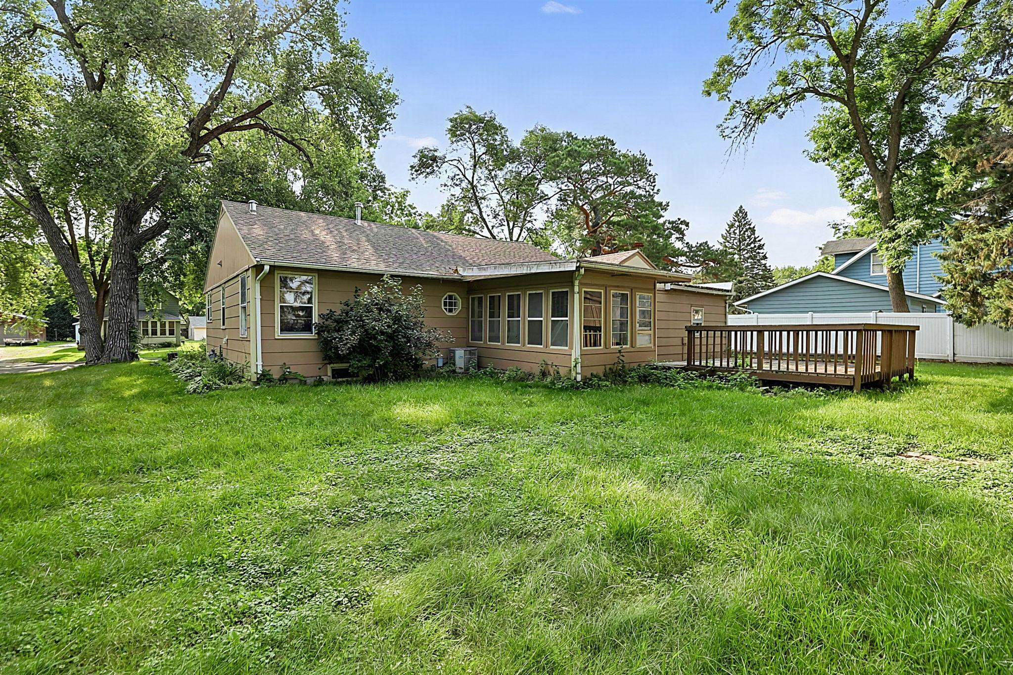 2nd image of 1804 7 1/2 St Sw, Willmar, MN 56201 | MLS# 7126475