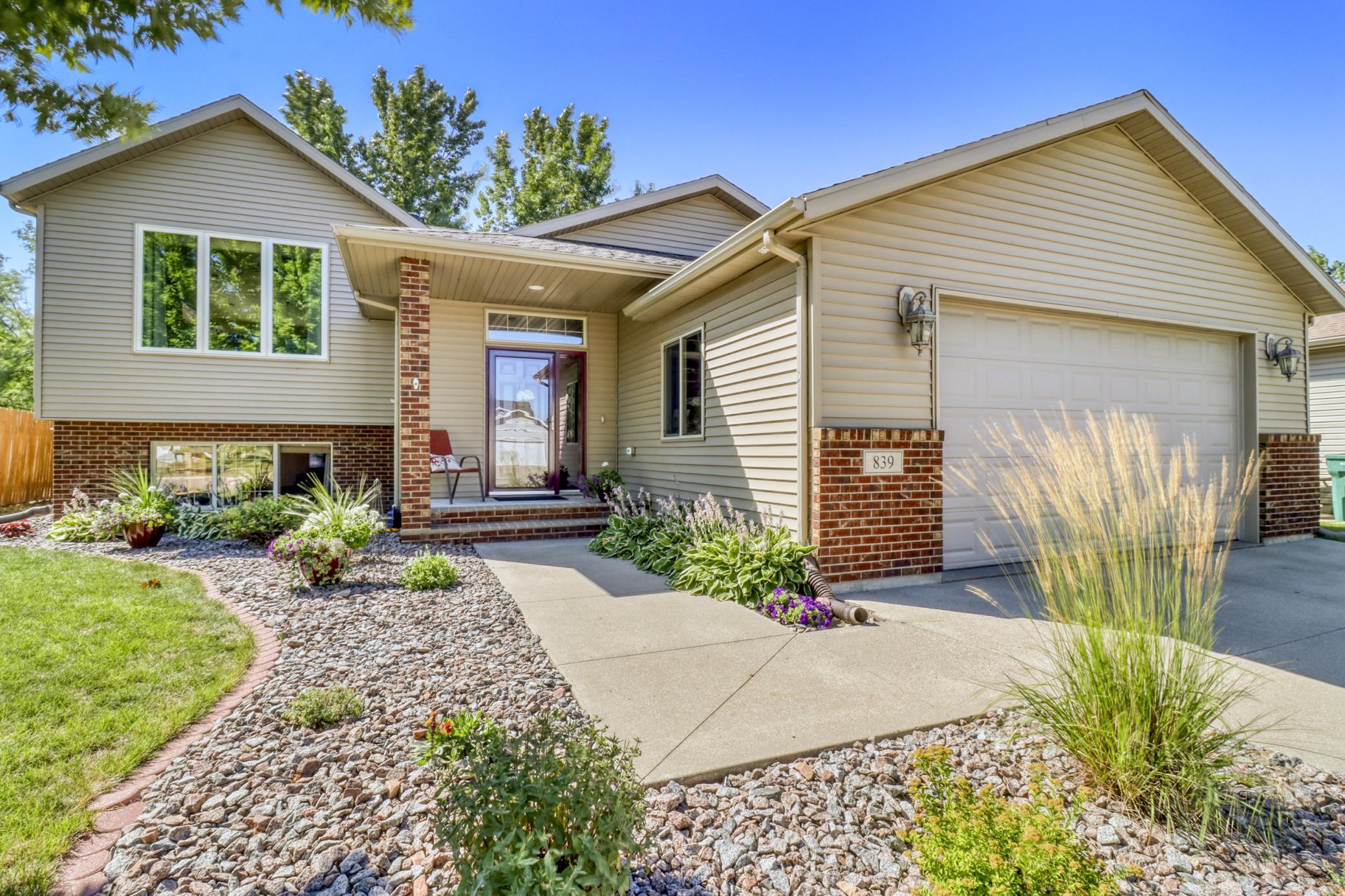 1st image of 839 16th Ave W, West Fargo, ND 58078 | MLS# 7126481